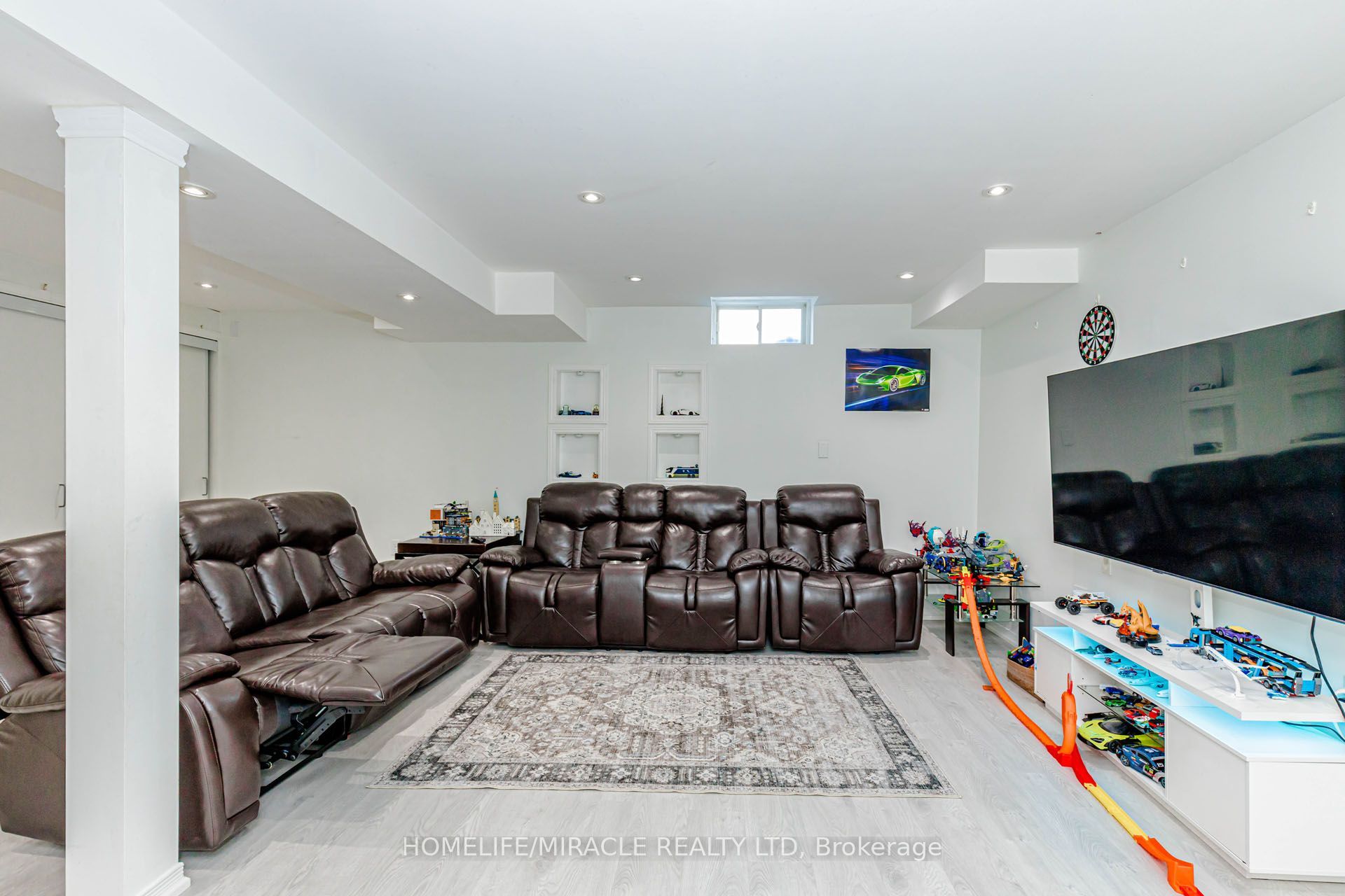 36 Tidemore Heights Property Photo 44