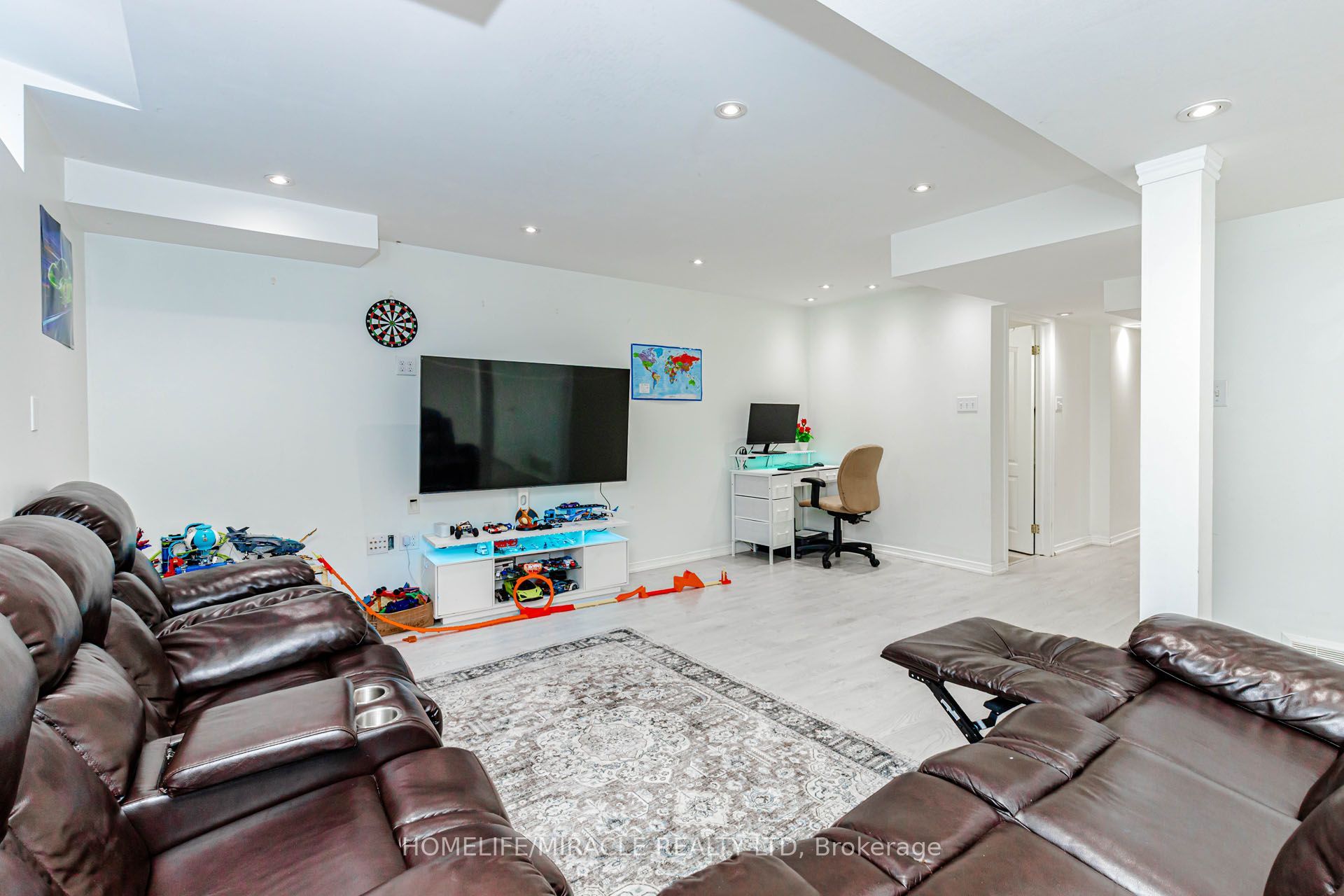 36 Tidemore Heights Property Photo 46