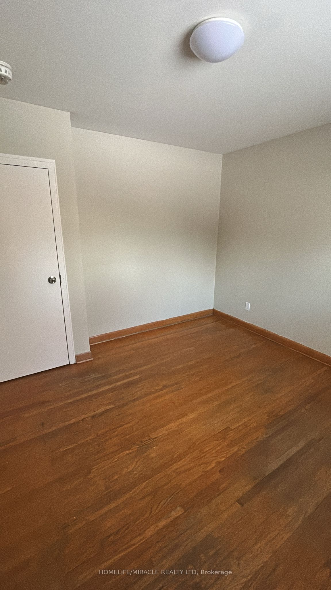 26 Glengarry Road Upper Property Photo 5