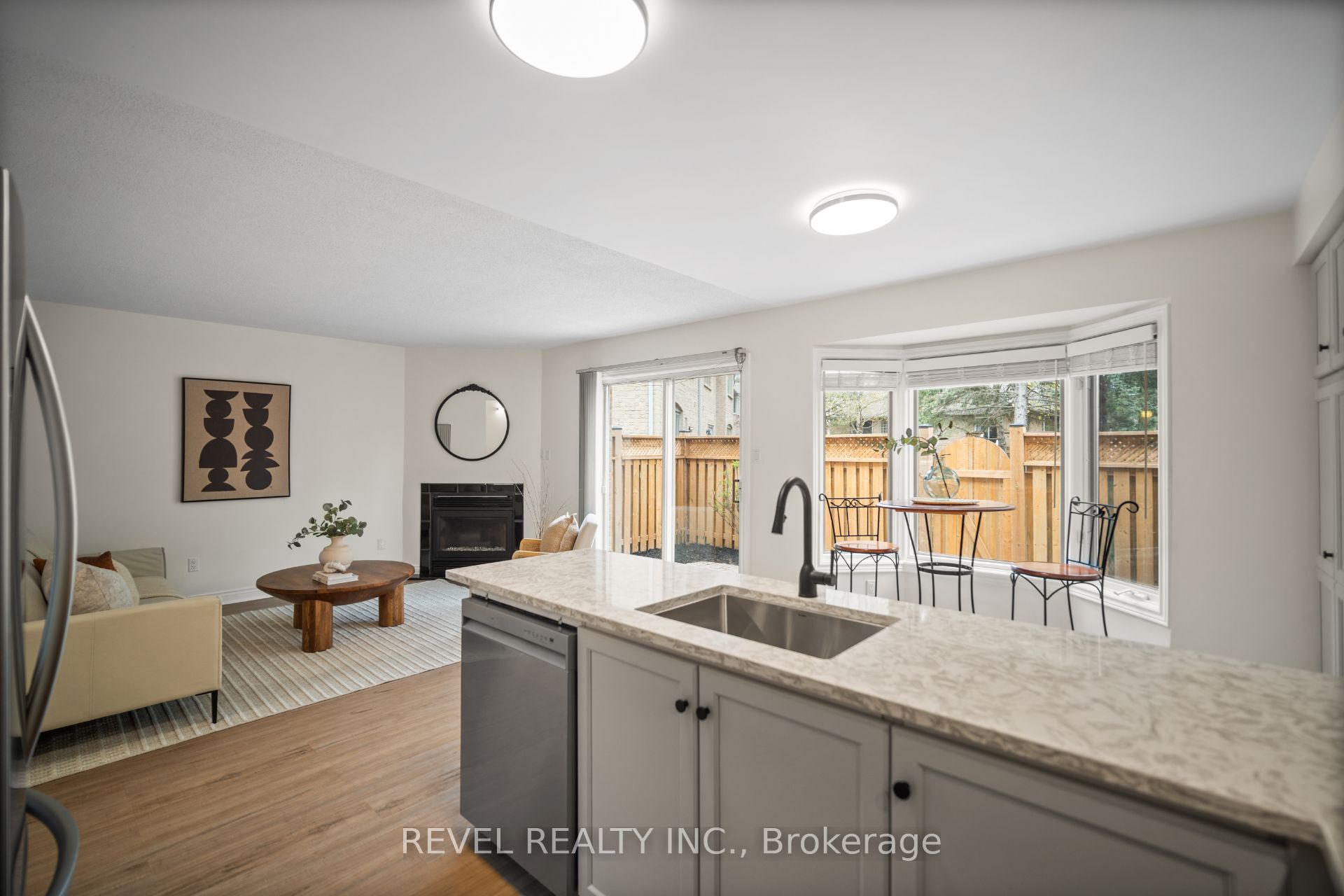 320 Hamilton Drive 10 Property Photo 16