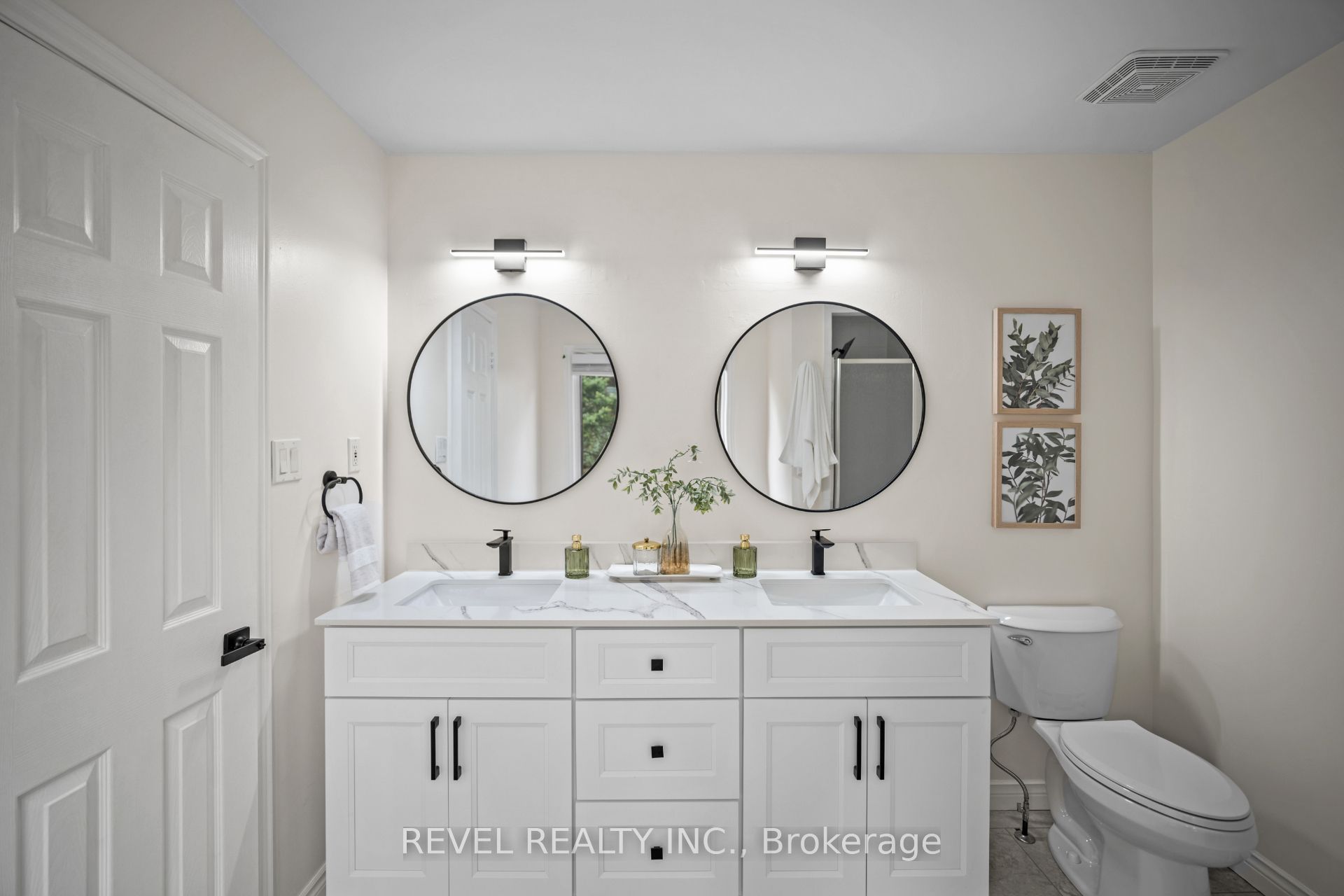 320 Hamilton Drive 10 Property Photo 31