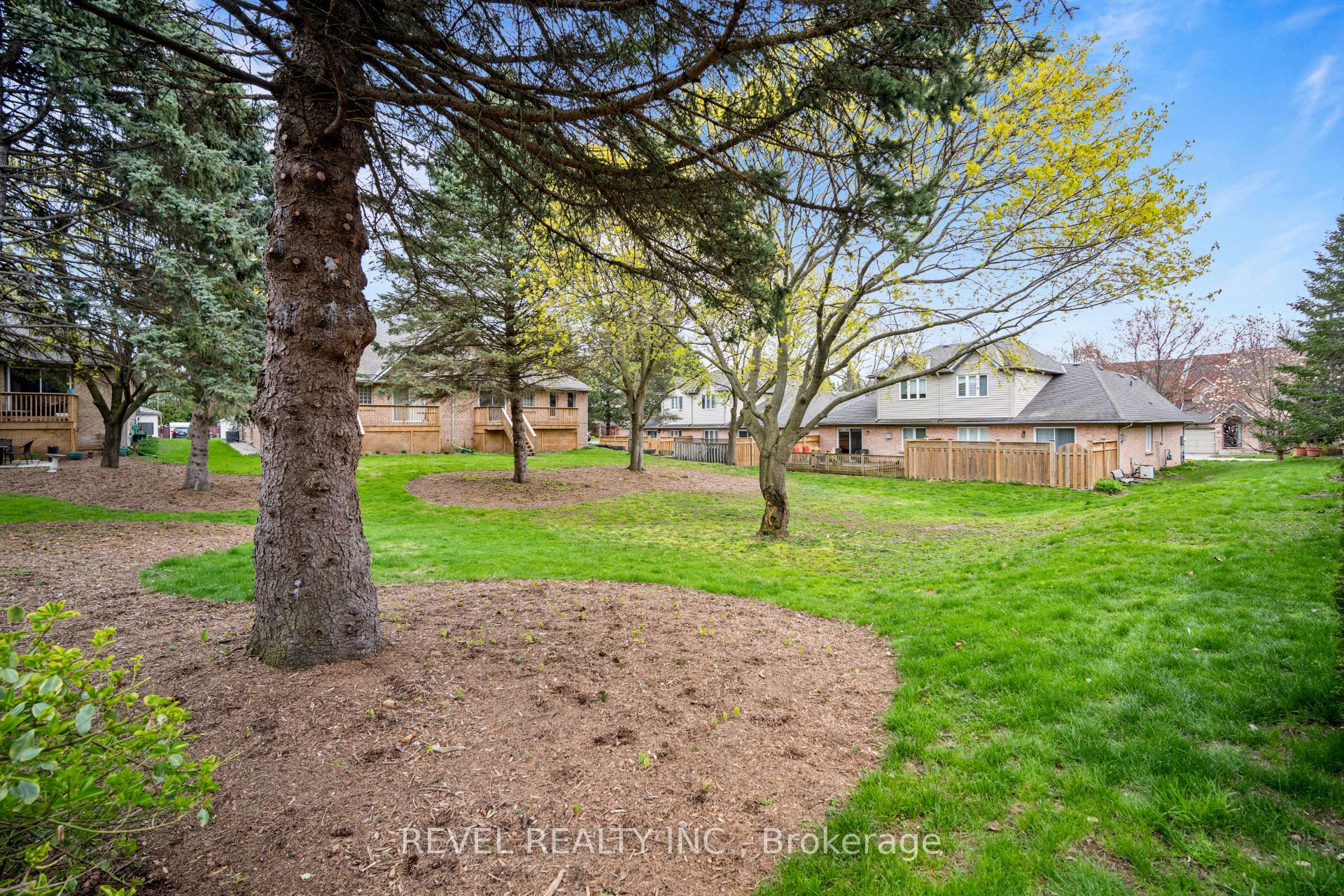 320 Hamilton Drive 10 Property Photo 43