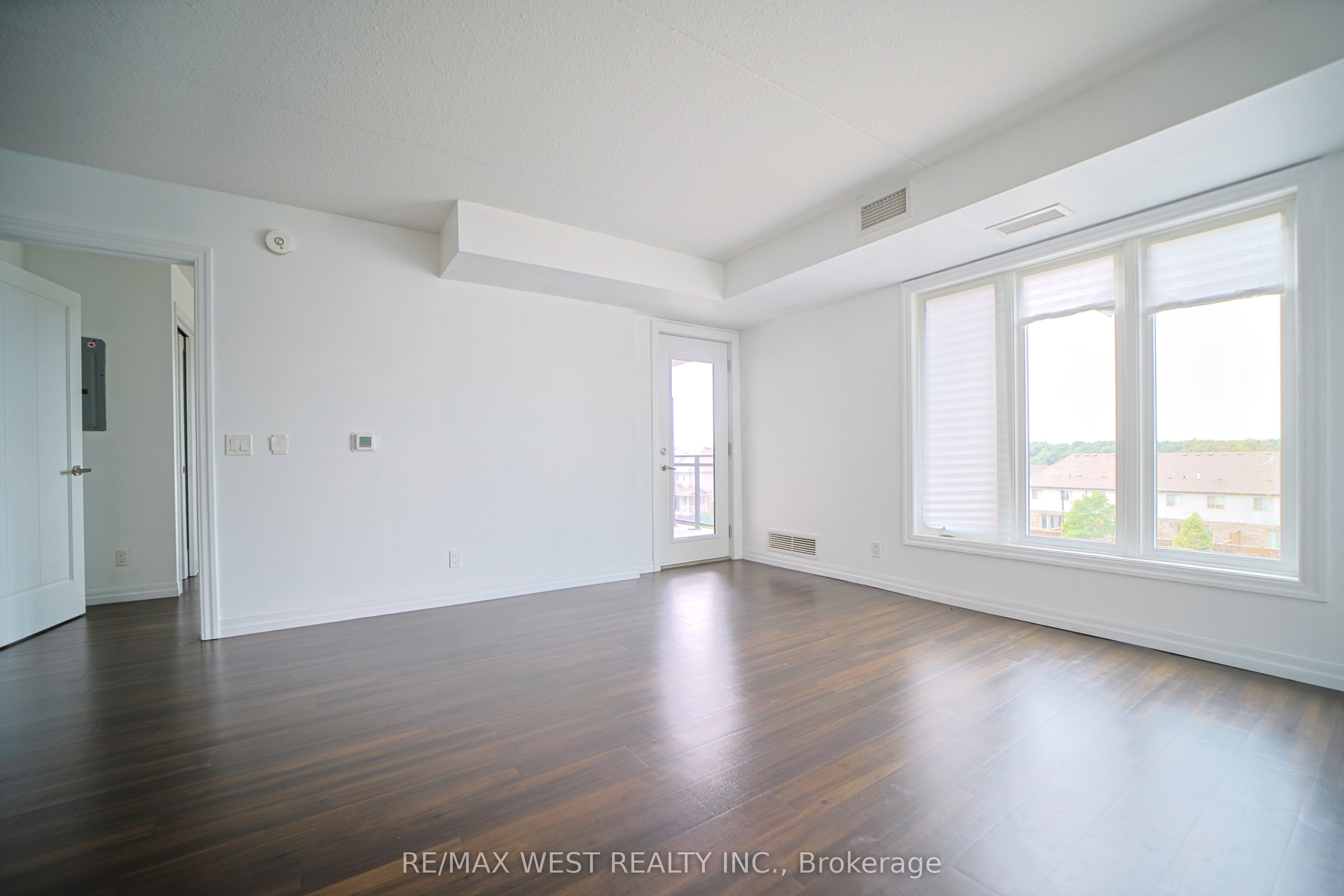 108 Summit Ridge Drive 207 Property Photo 6