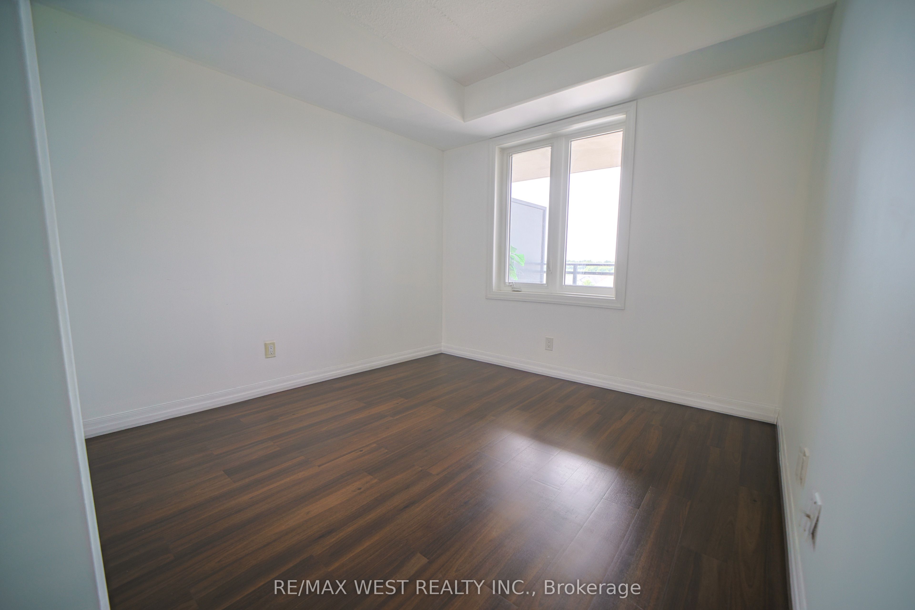 108 Summit Ridge Drive 207 Property Photo 13