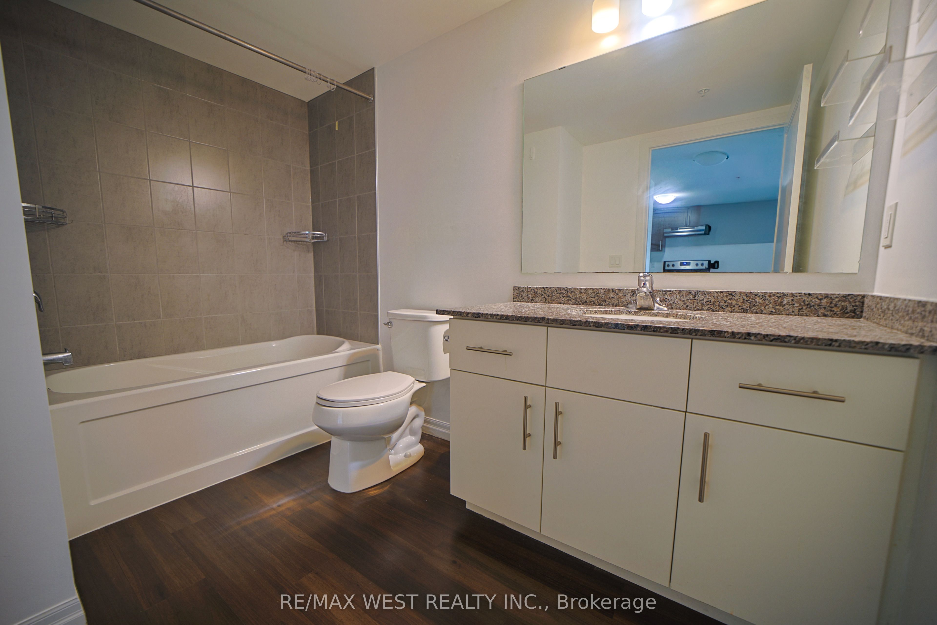 108 Summit Ridge Drive 207 Property Photo 15