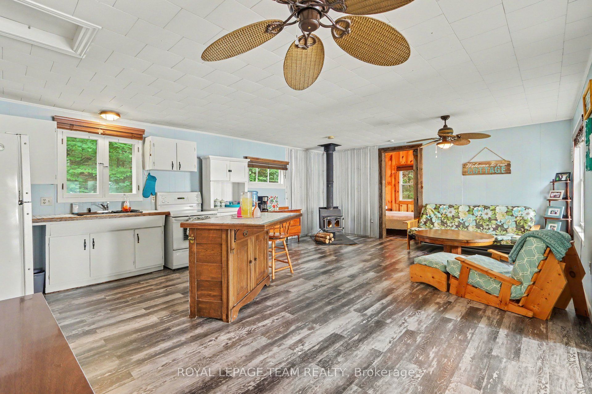 237 Bova Road Property Photo 7
