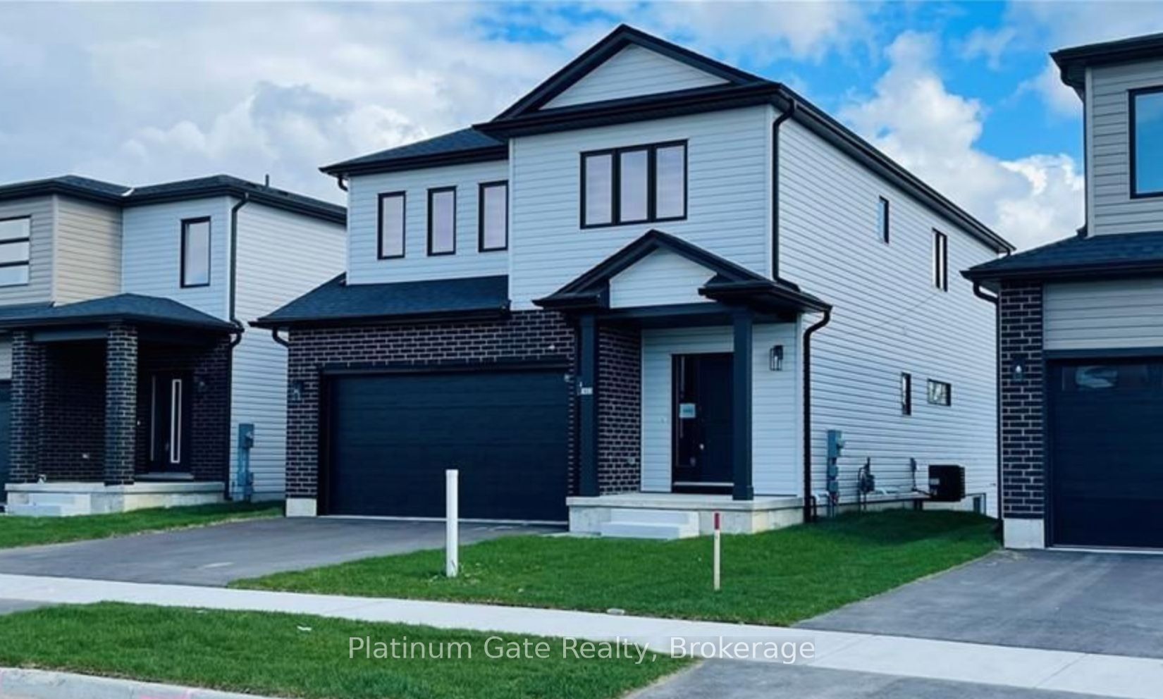 1433 Twilite Boulevard Upper Property Photo 1