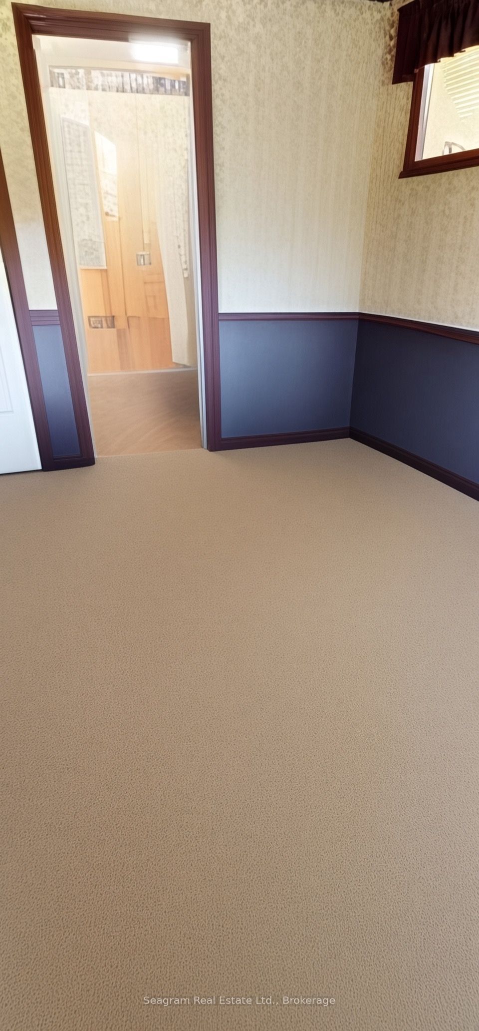 1308 Albert Street Property Photo 6
