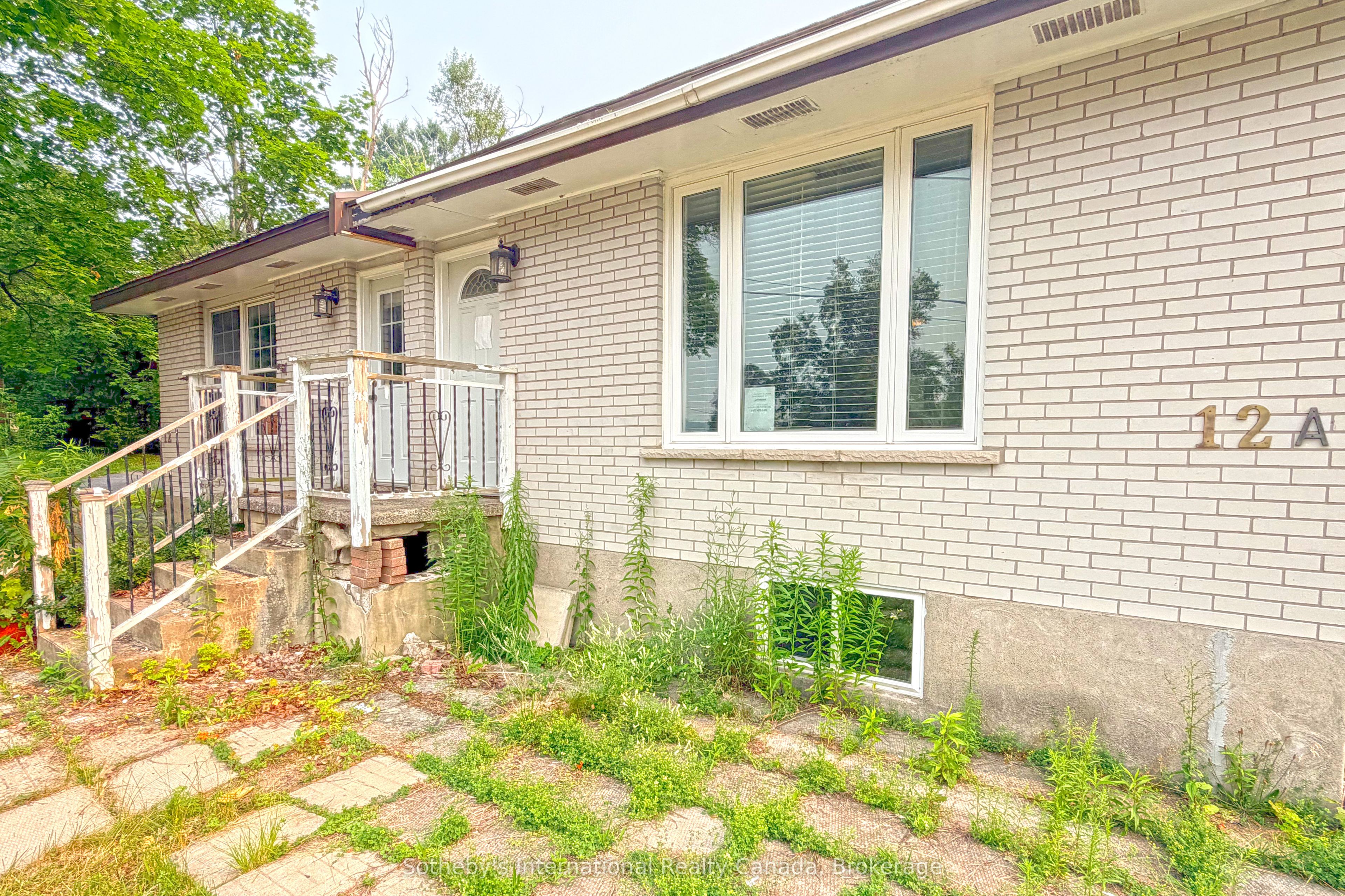 12a Valley Drive Property Photo 1
