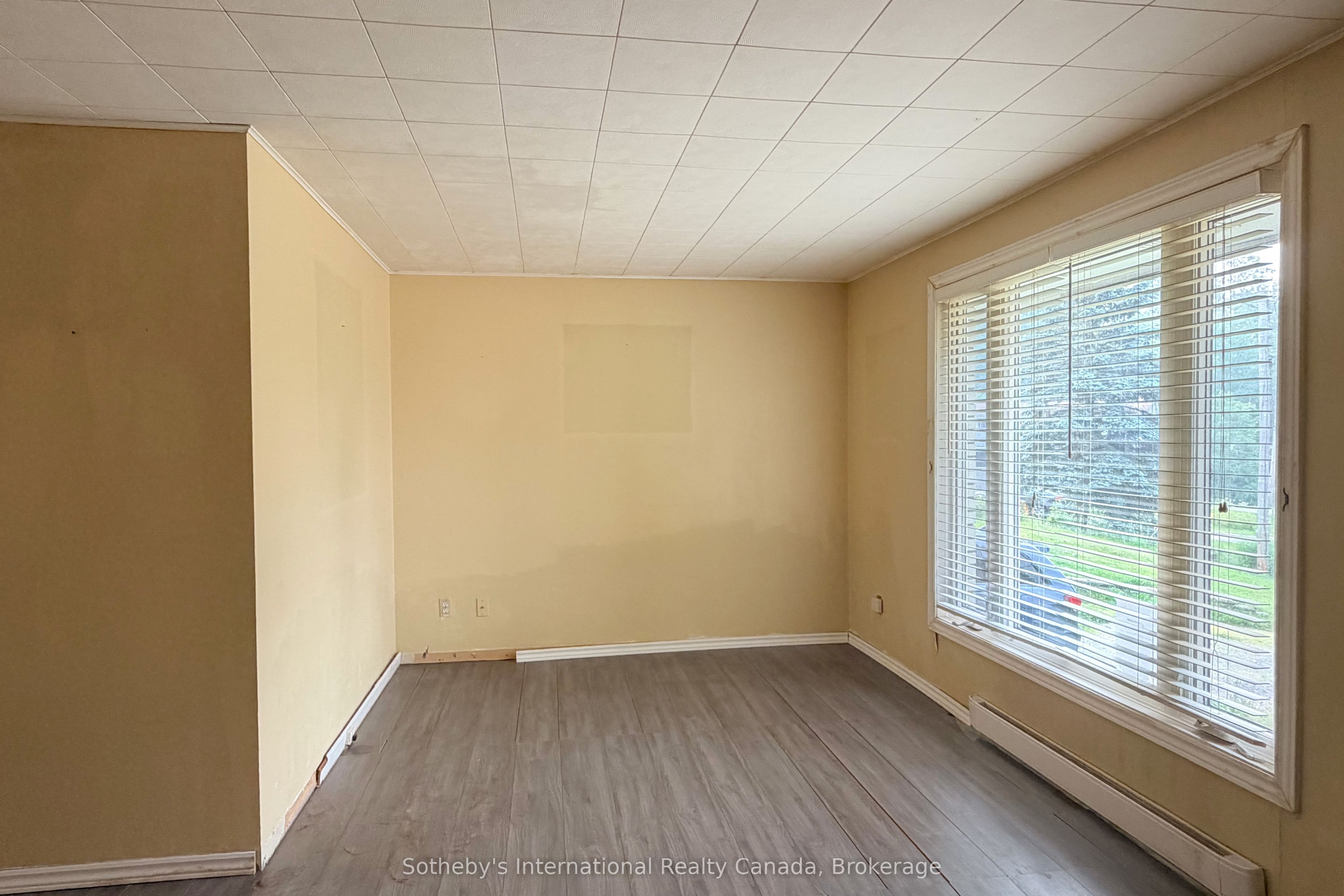 12a Valley Drive Property Photo 5