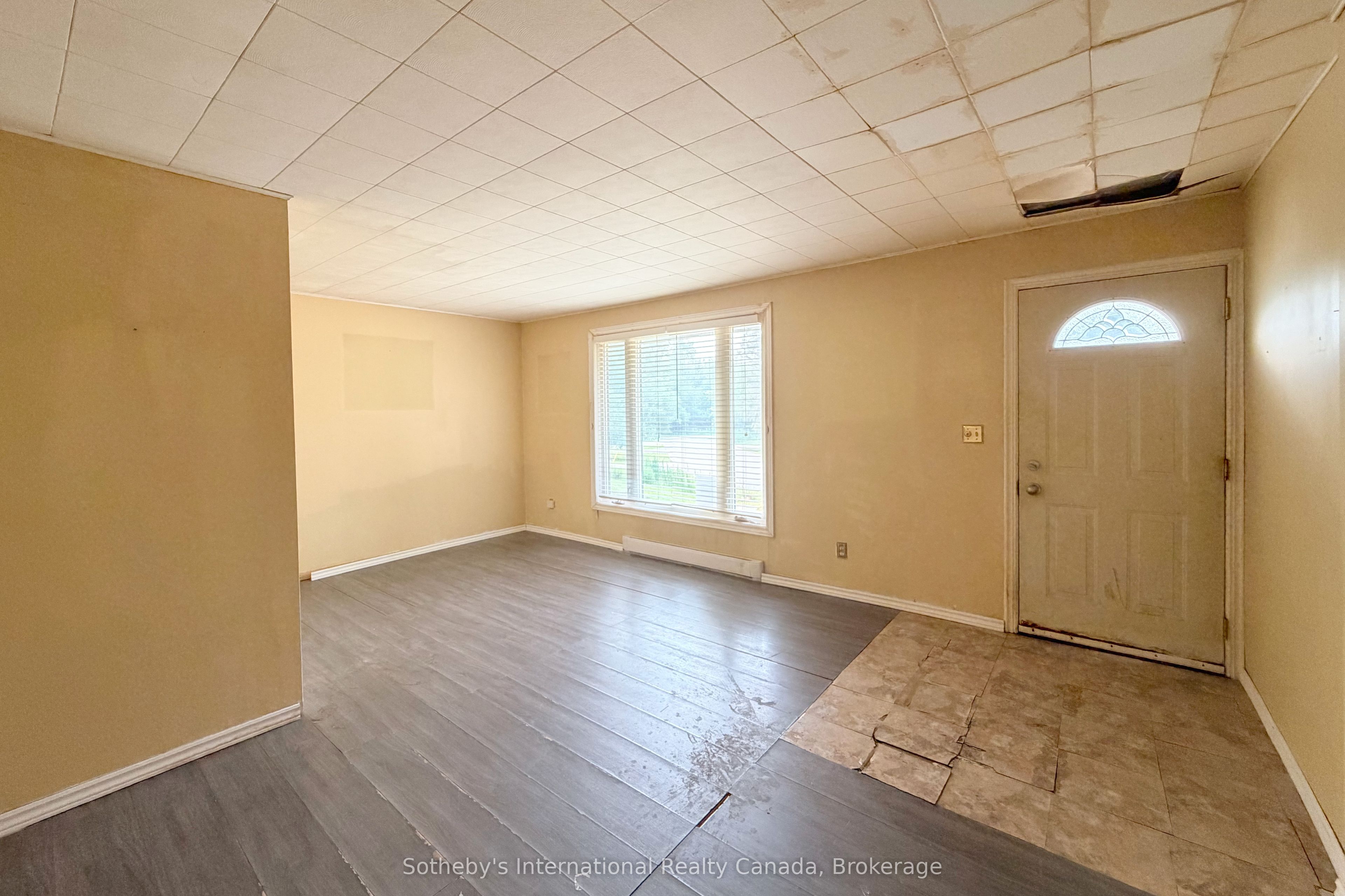 12a Valley Drive Property Photo 6
