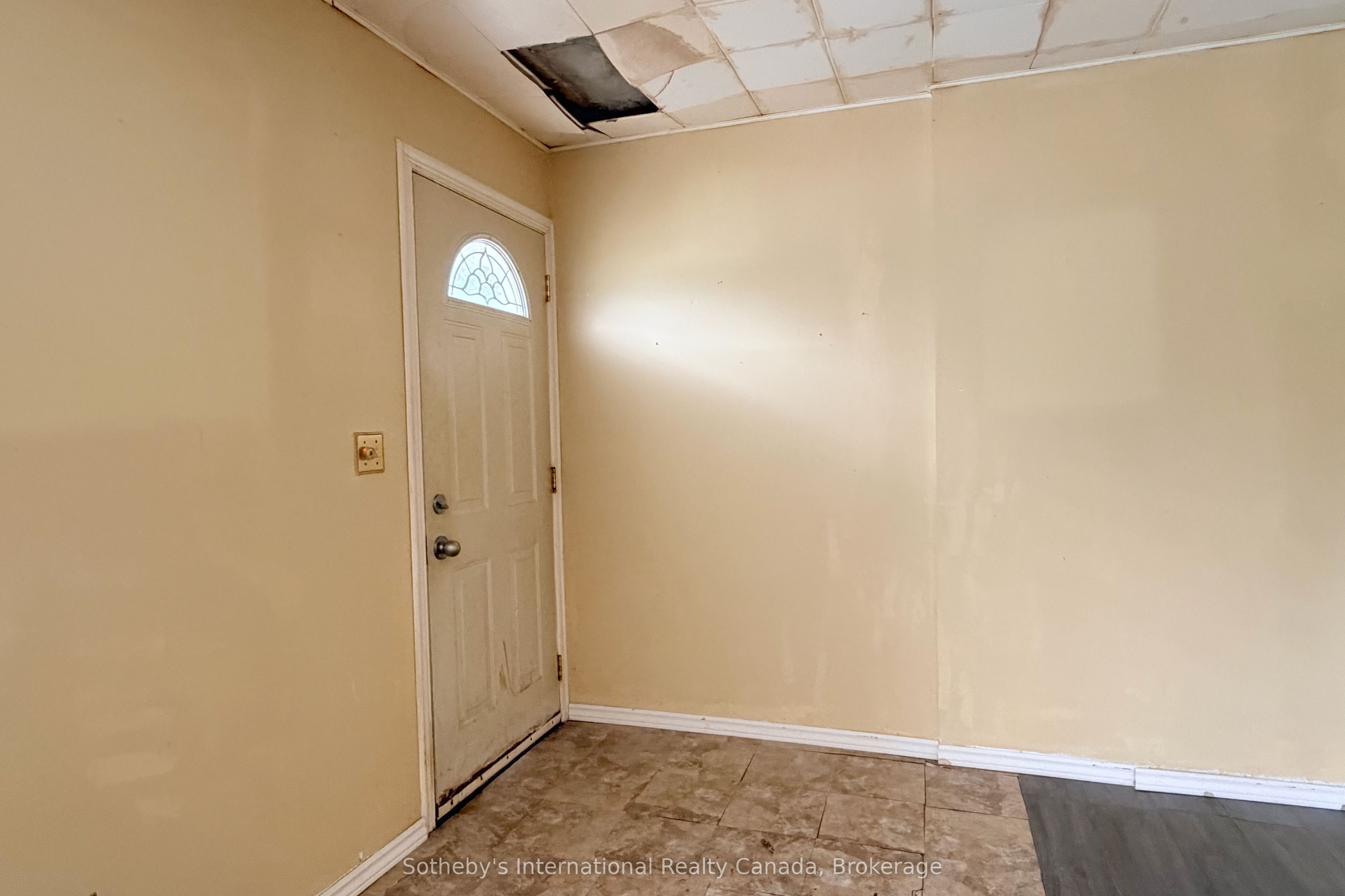 12a Valley Drive Property Photo 7