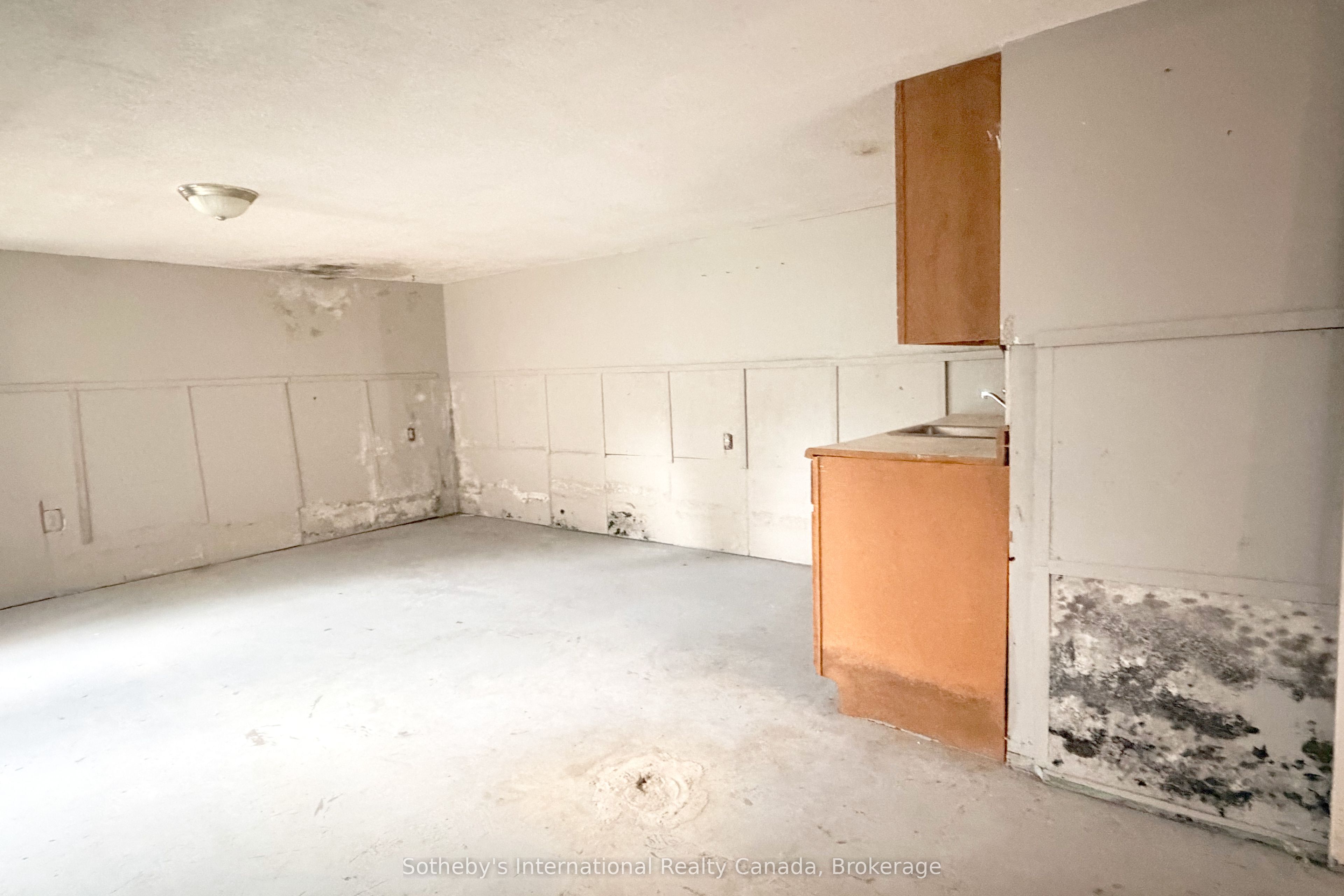 12a Valley Drive Property Photo 17