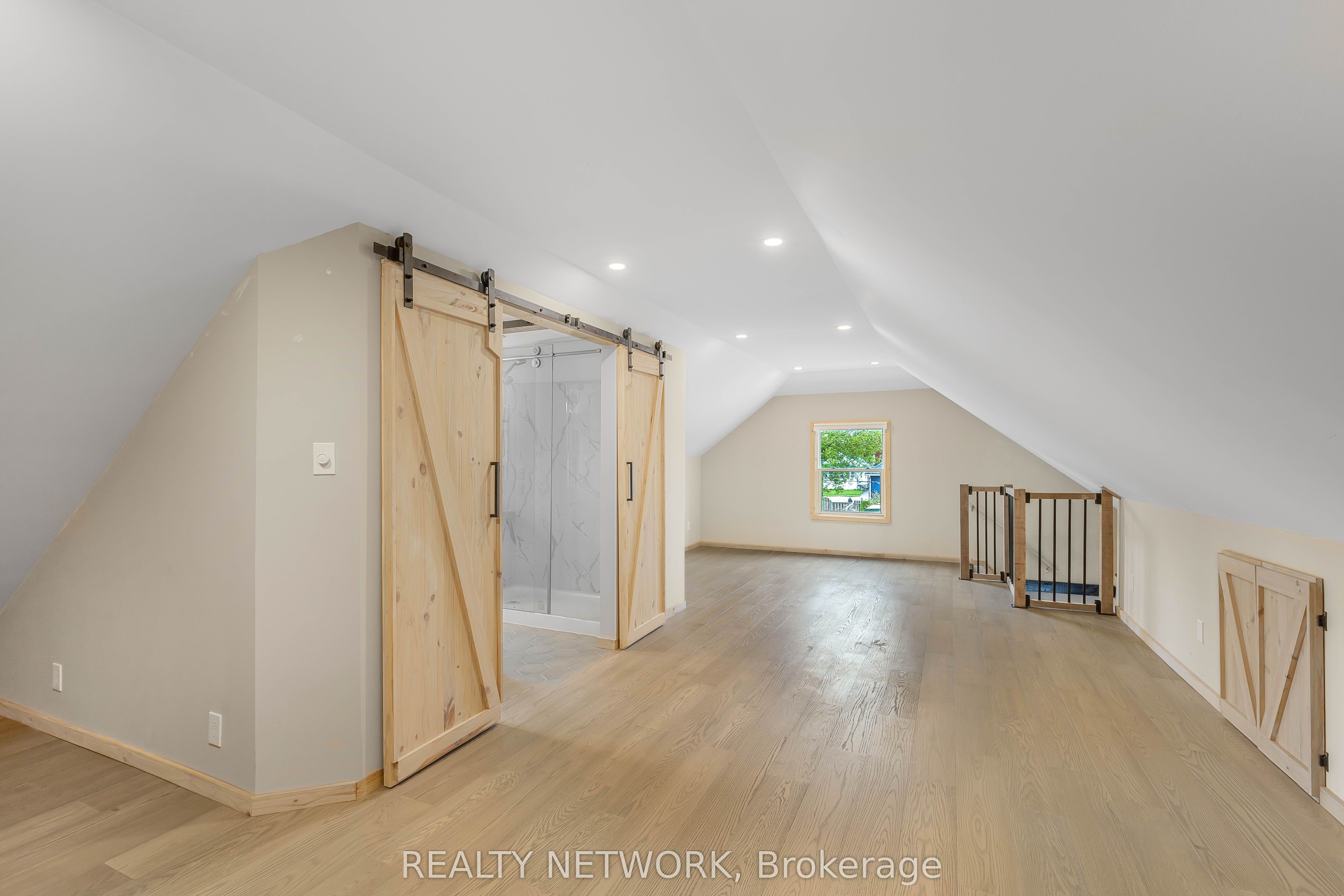 76 Johnston Street Property Photo 13