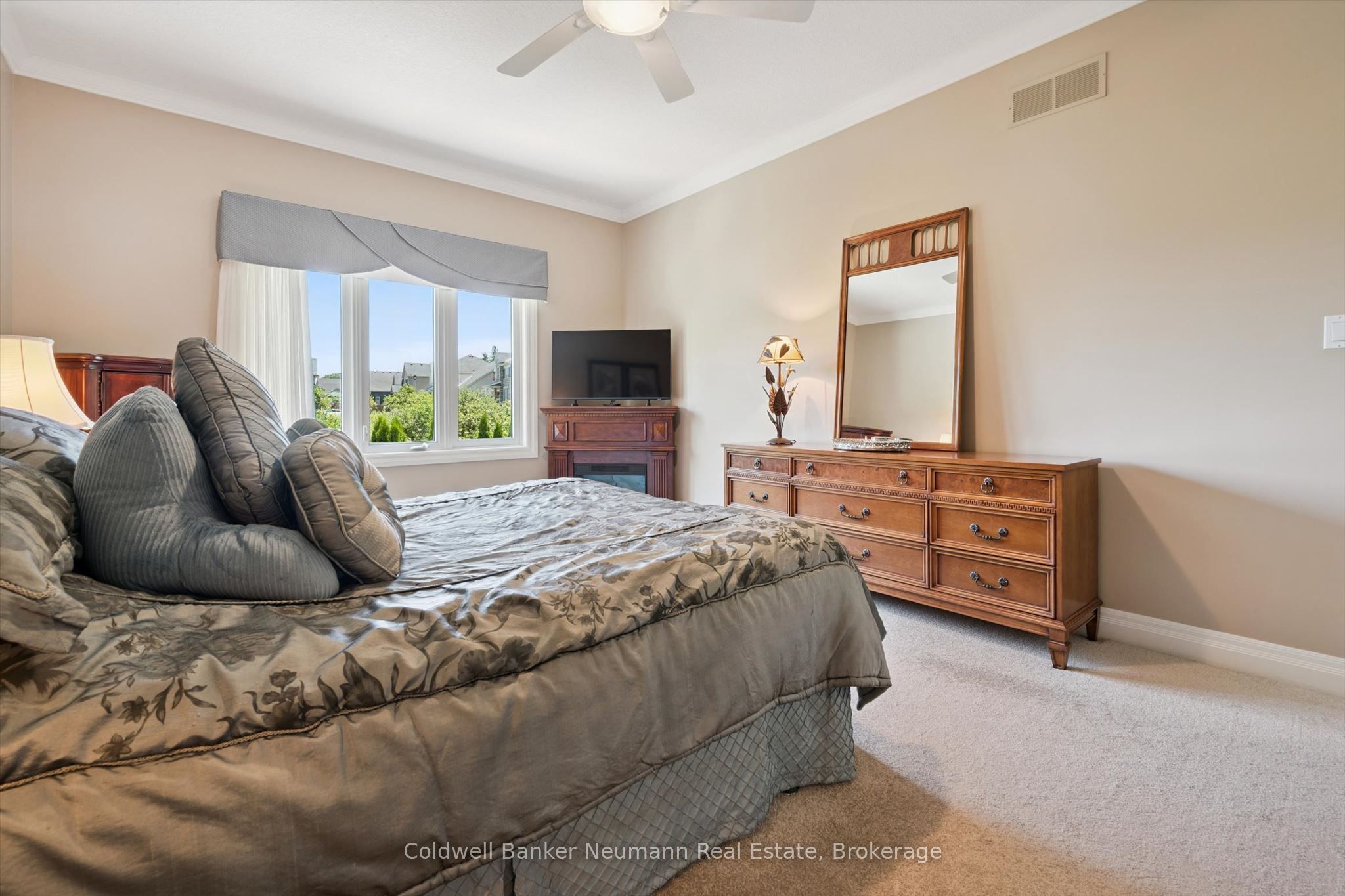 70 Bathgate Drive Property Photo 25