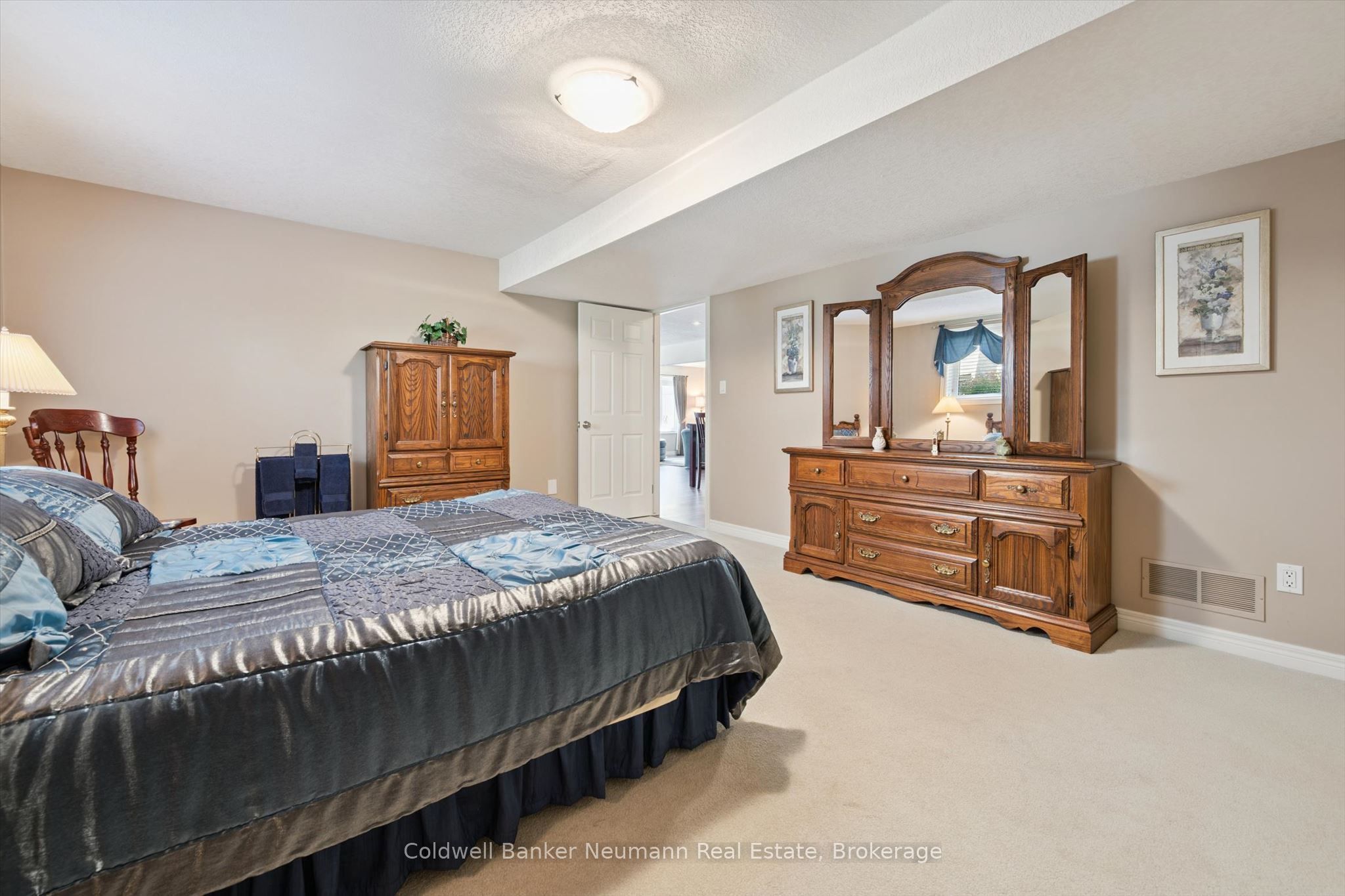 70 Bathgate Drive Property Photo 42