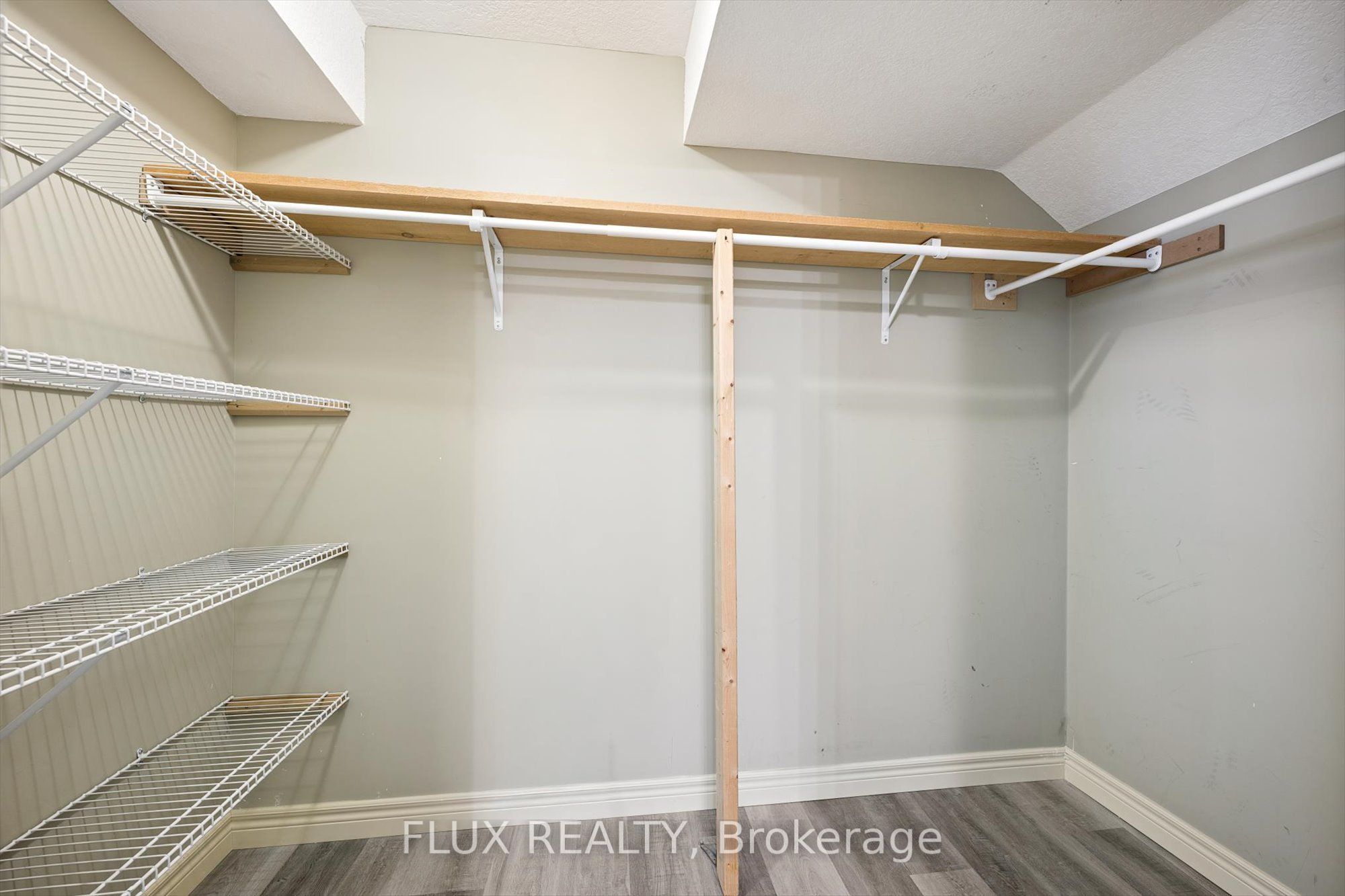 1389 Countrystone Drive Property Photo 33