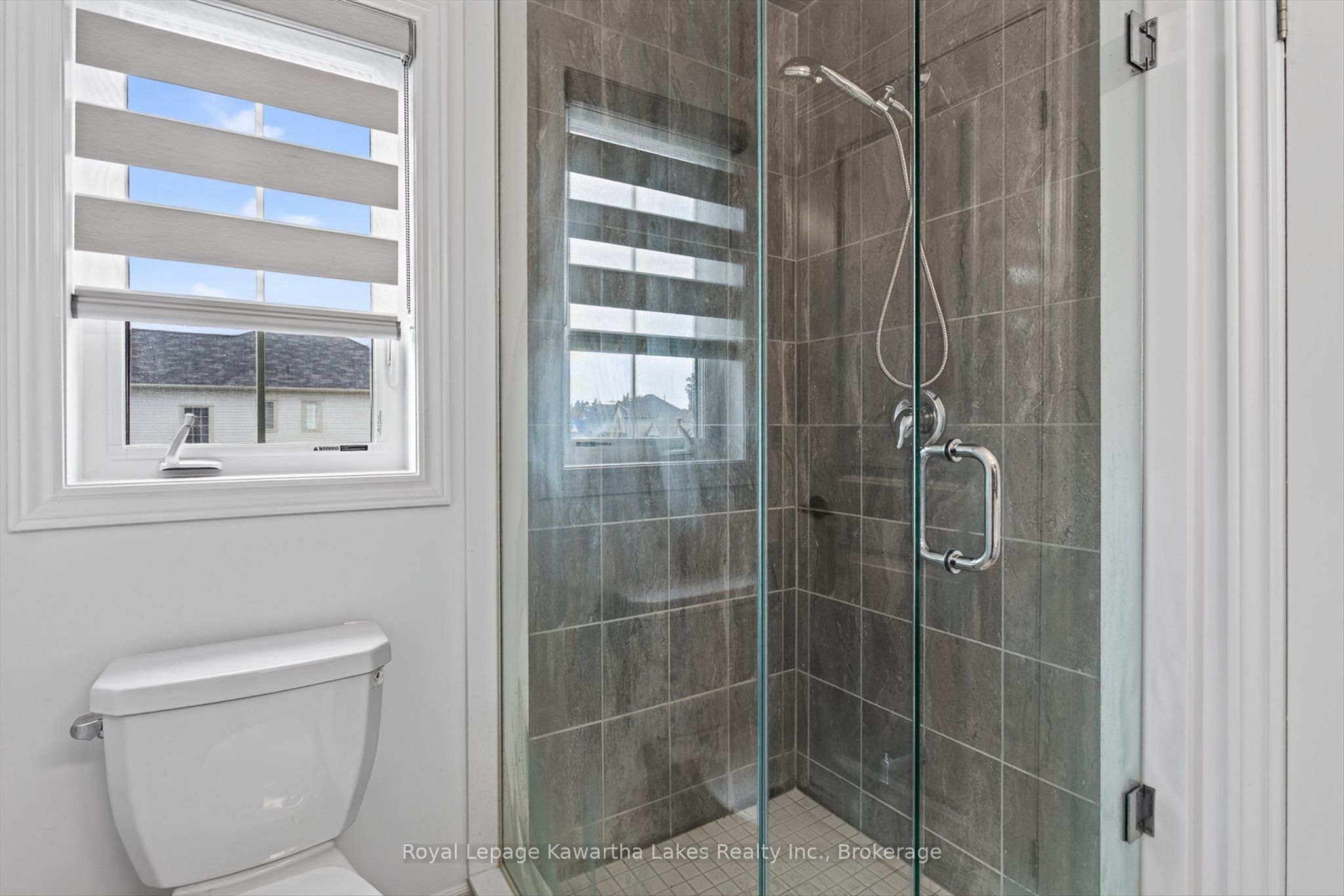 19 Hennessey Crescent Property Photo 37