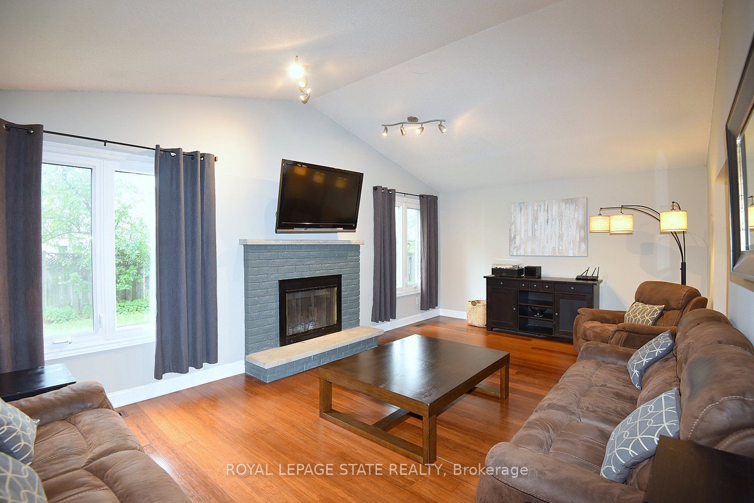 75 Josephine Drive Property Photo 7