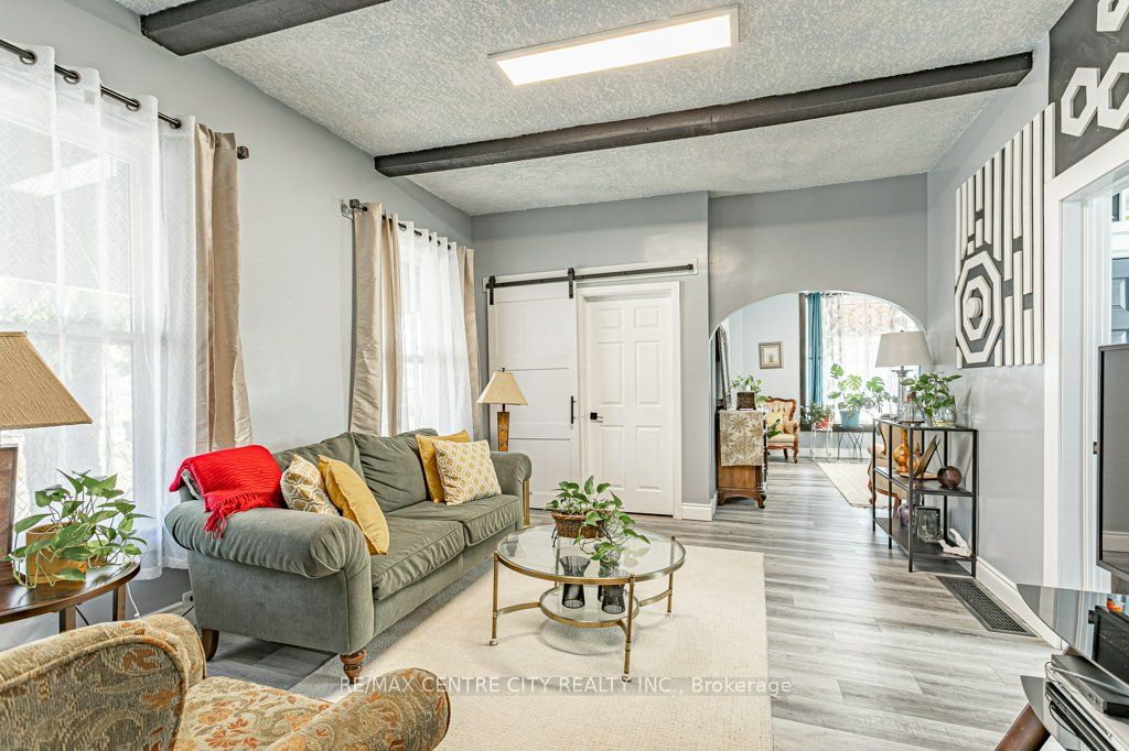 52 Princess Avenue Property Photo 10