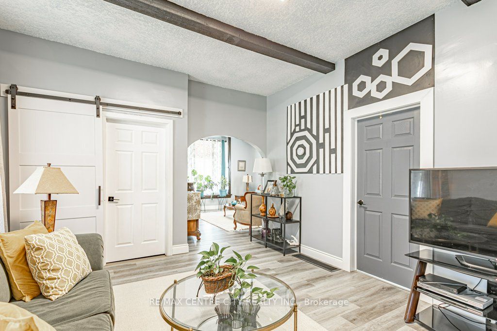 52 Princess Avenue Property Photo 11
