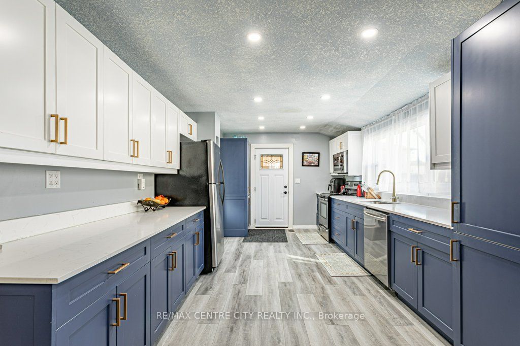 52 Princess Avenue Property Photo 12