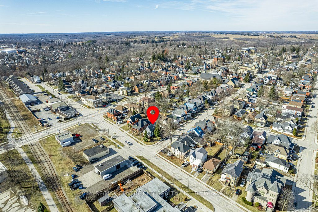 52 Princess Avenue Property Photo 41