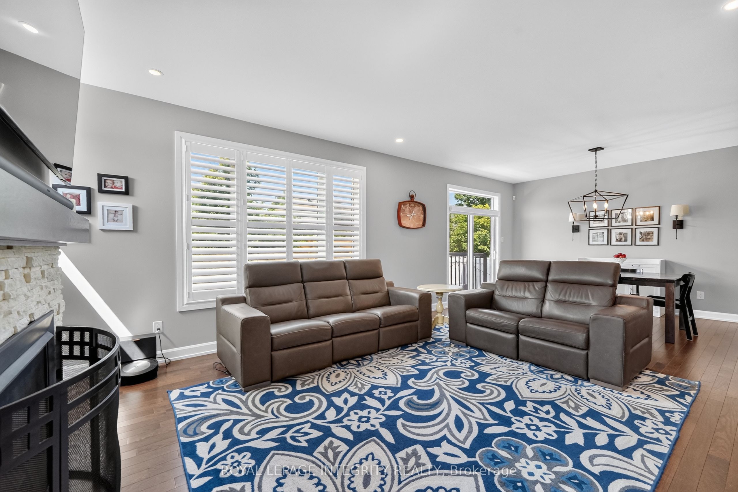 501 Cannes Crescent Property Photo 19