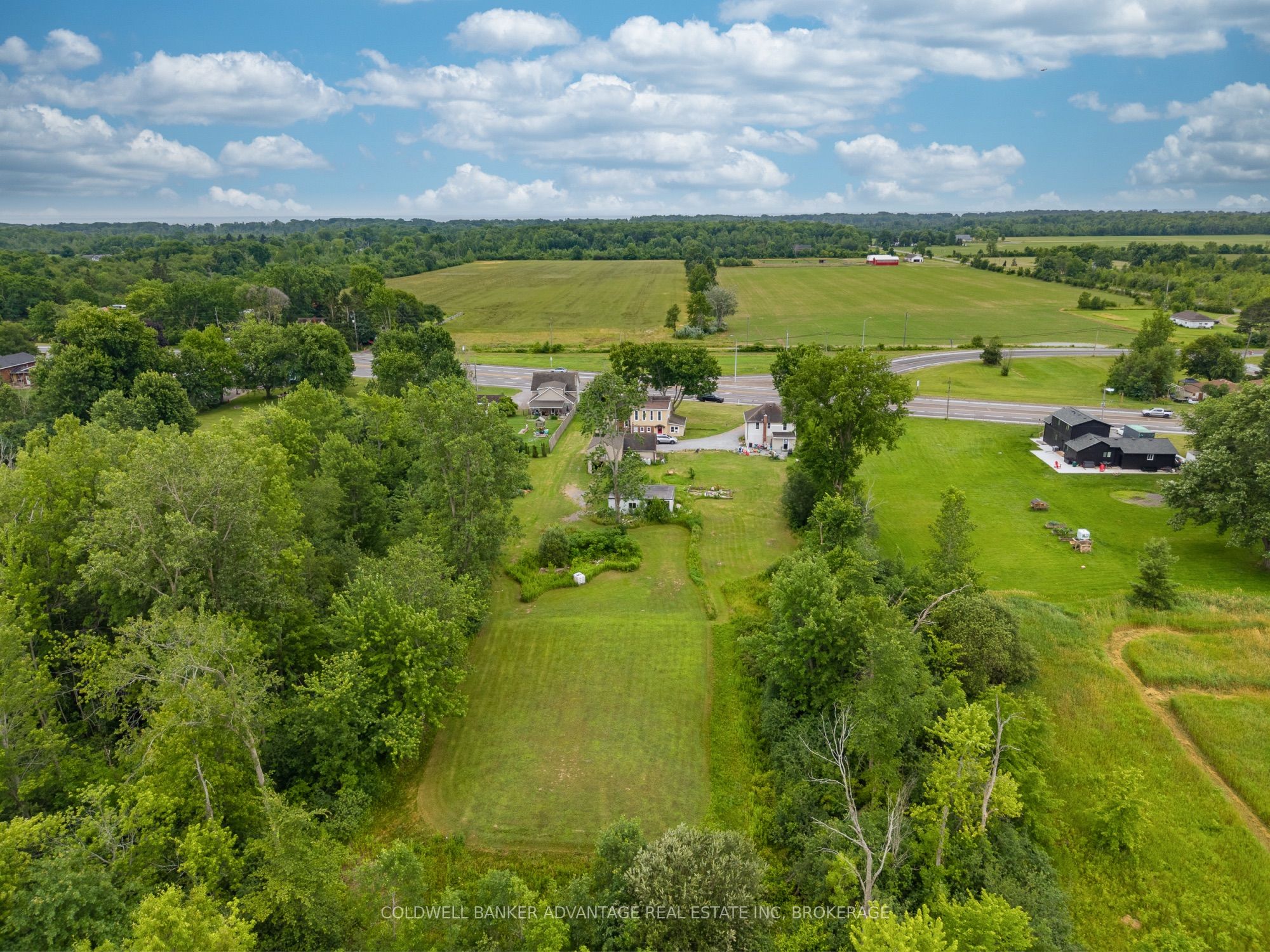 2592 3 Highway Property Photo 4