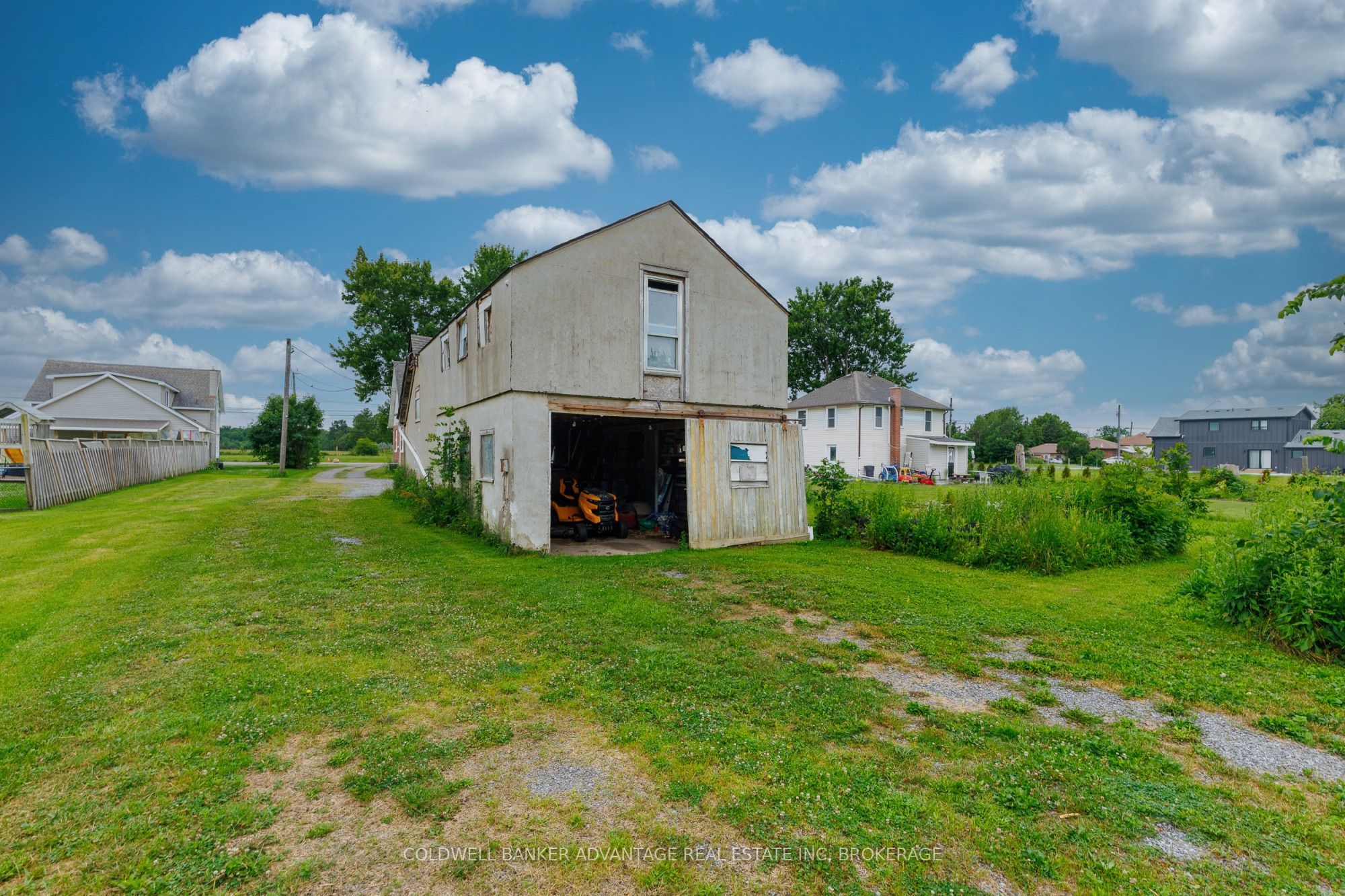 2592 3 Highway Property Photo 33