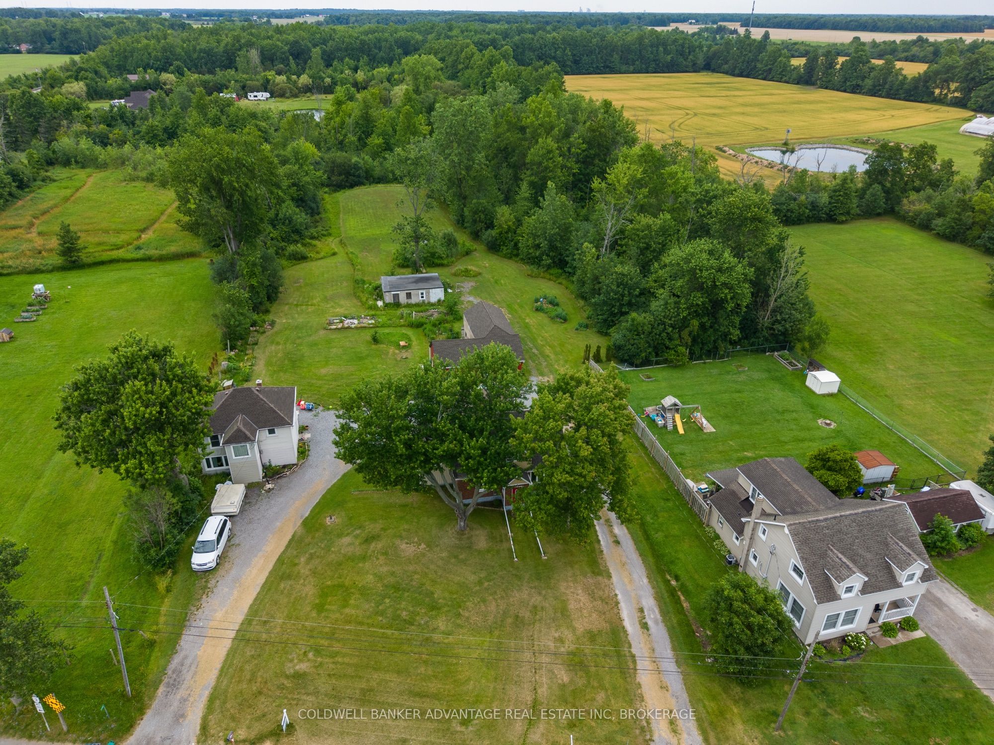 2592 3 Highway Property Photo 35