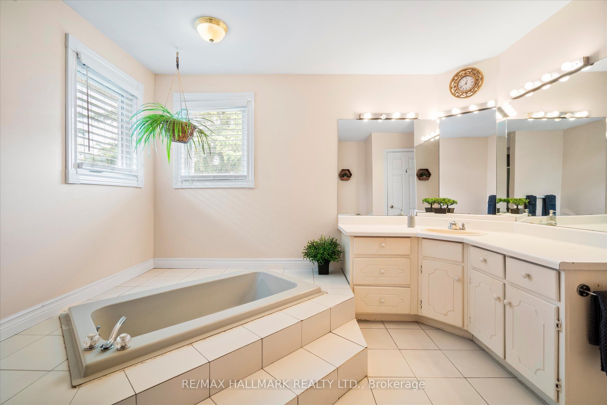 203 Jones Road Property Photo 33