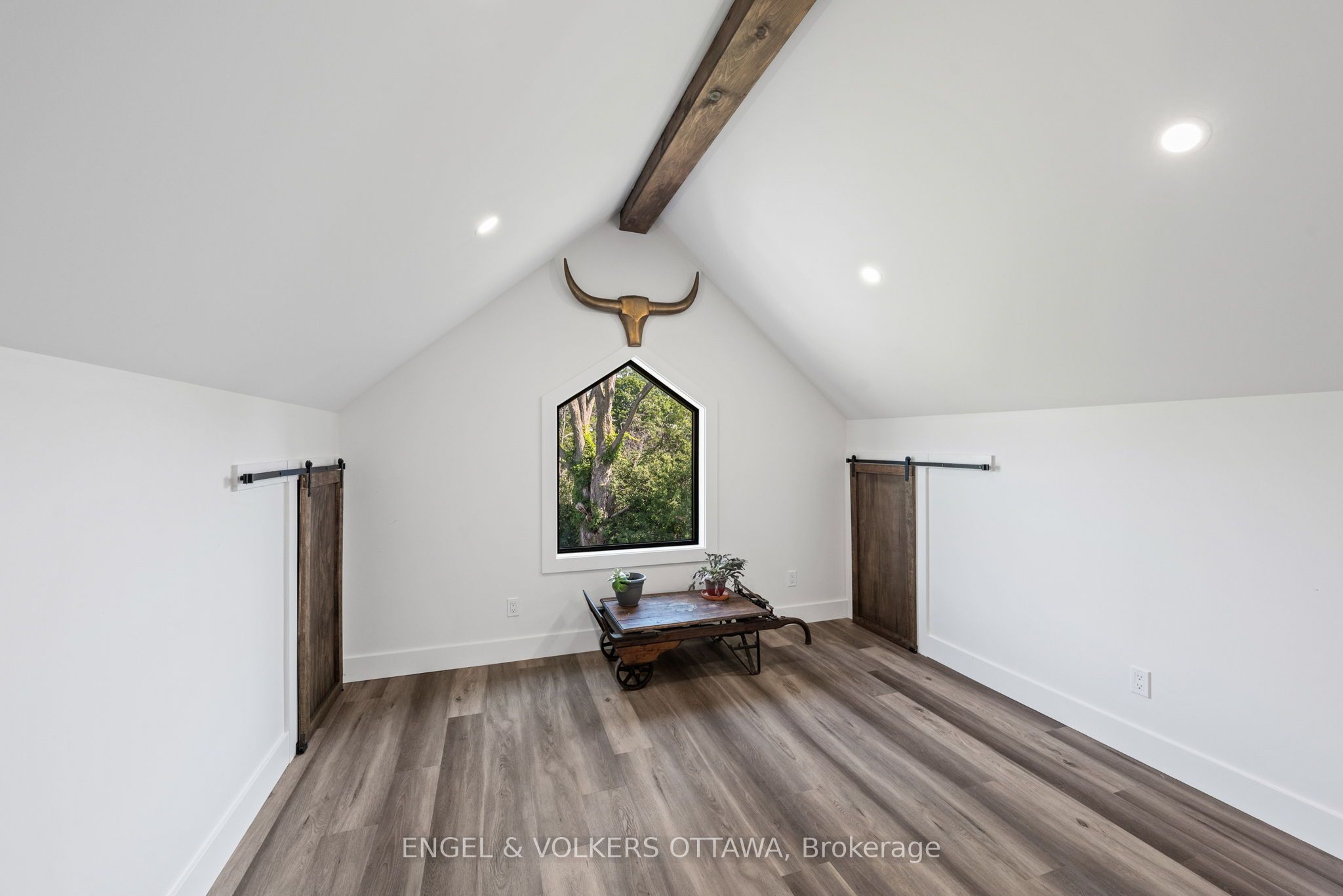 5 Shoreside Way Property Photo 22