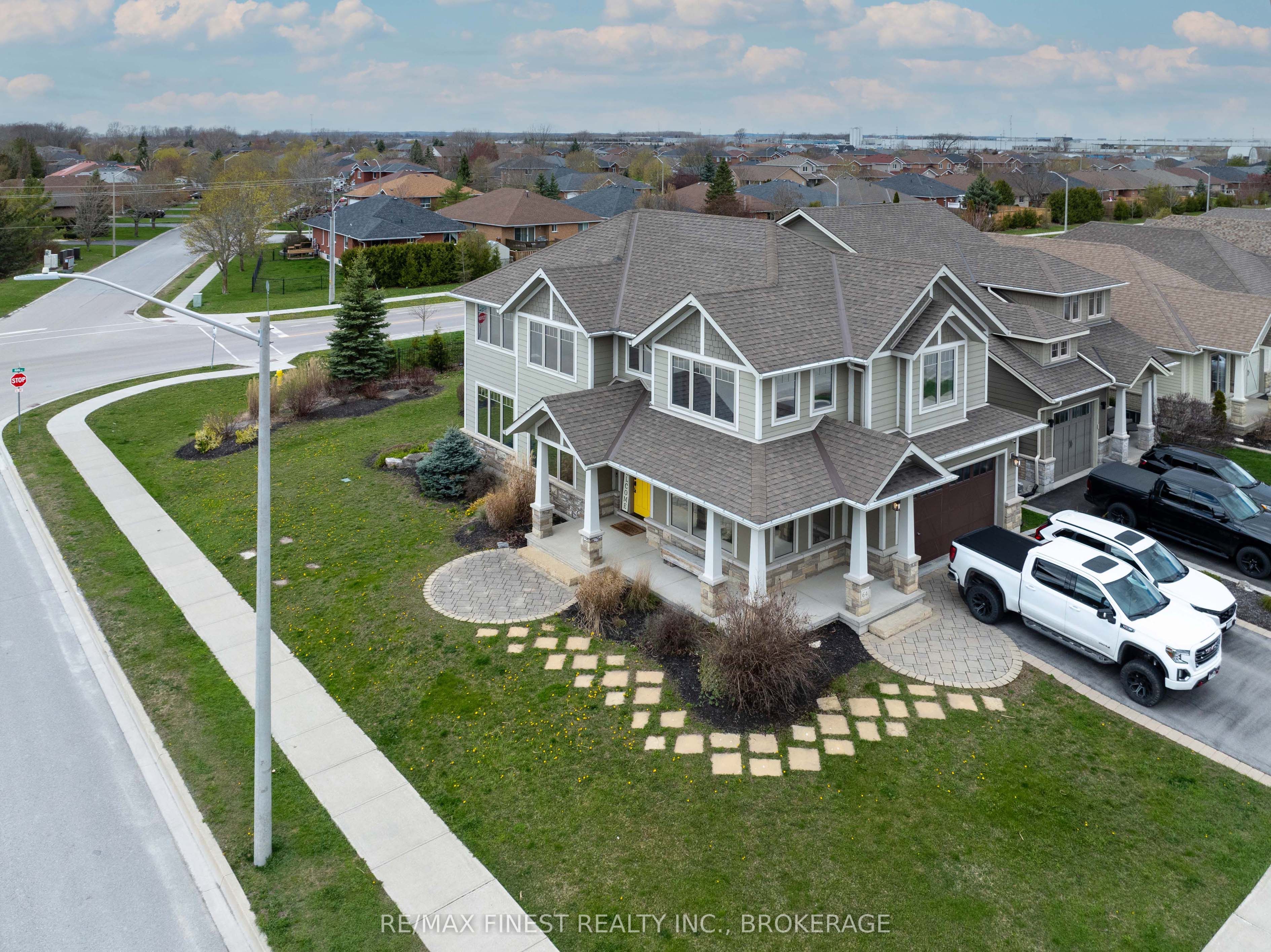 64 Tessa Boulevard Property Photo 2