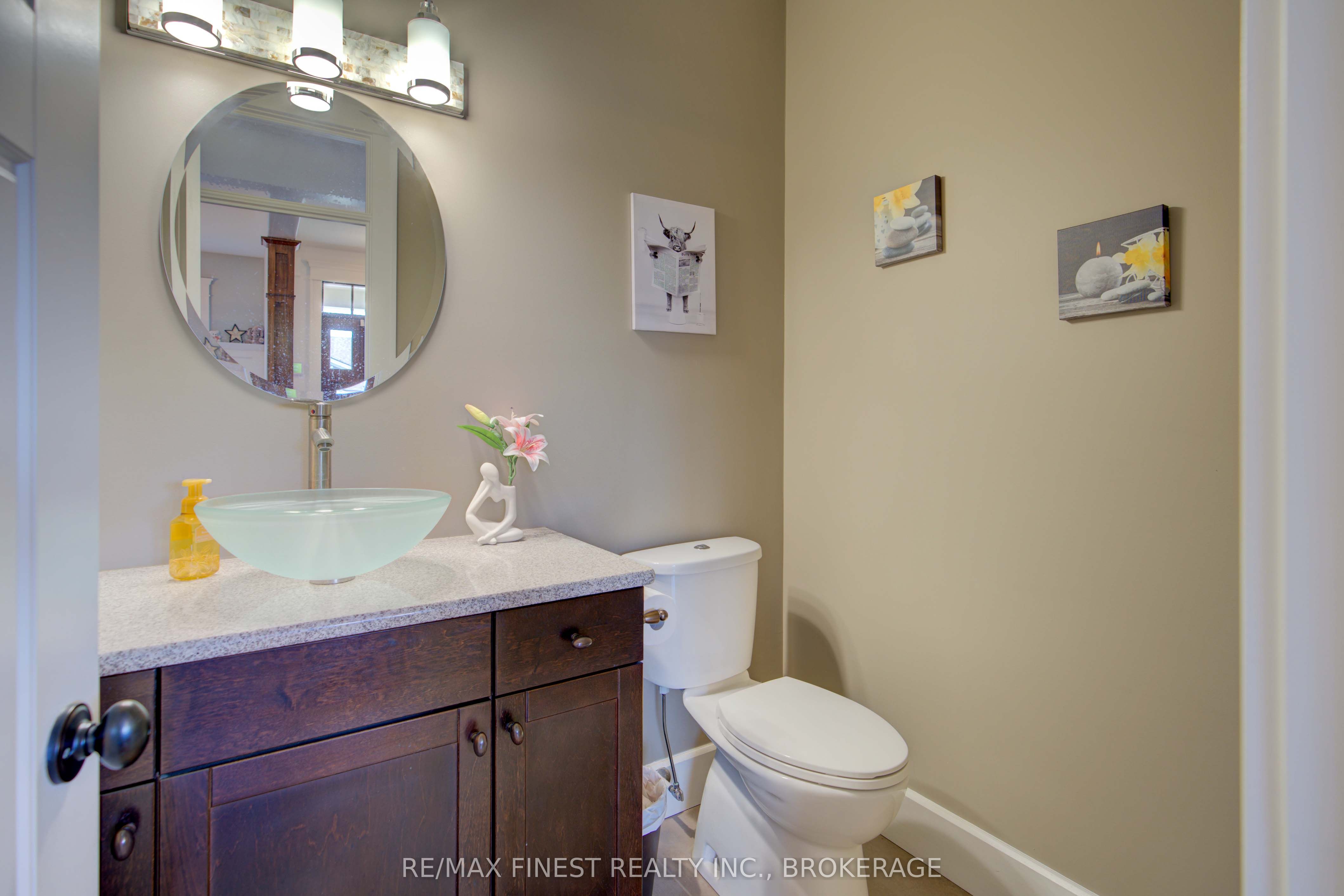 64 Tessa Boulevard Property Photo 14
