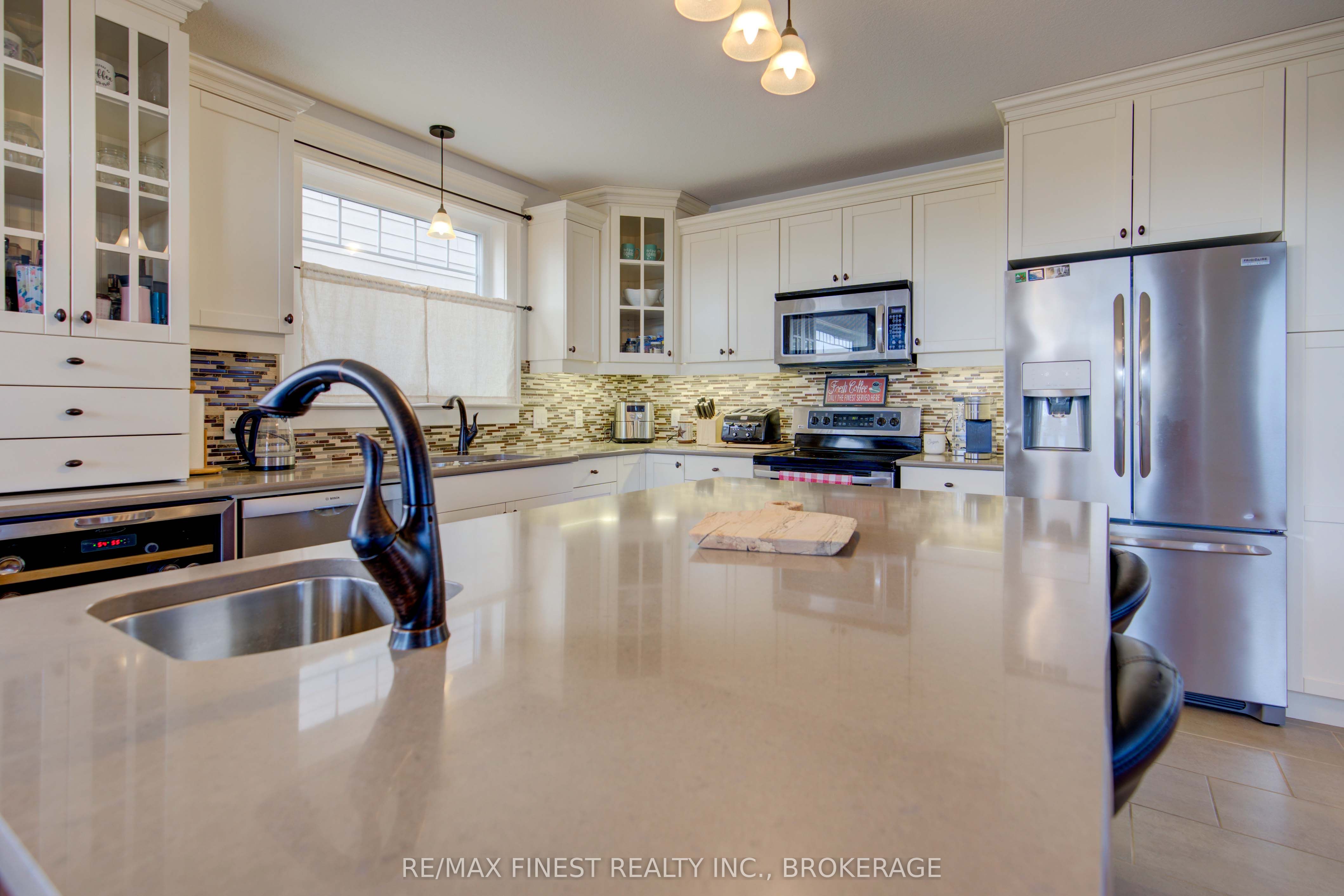 64 Tessa Boulevard Property Photo 21