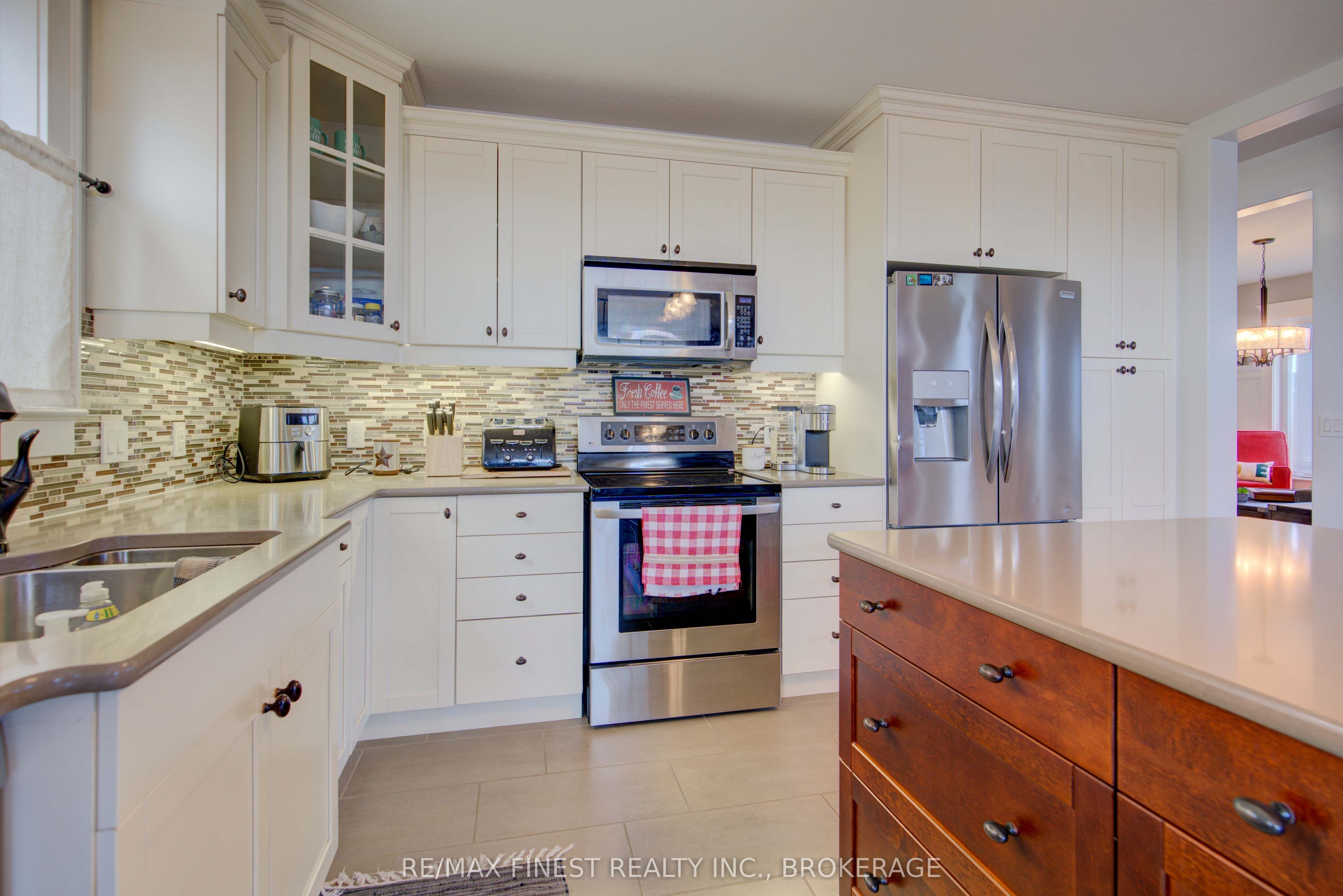 64 Tessa Boulevard Property Photo 23