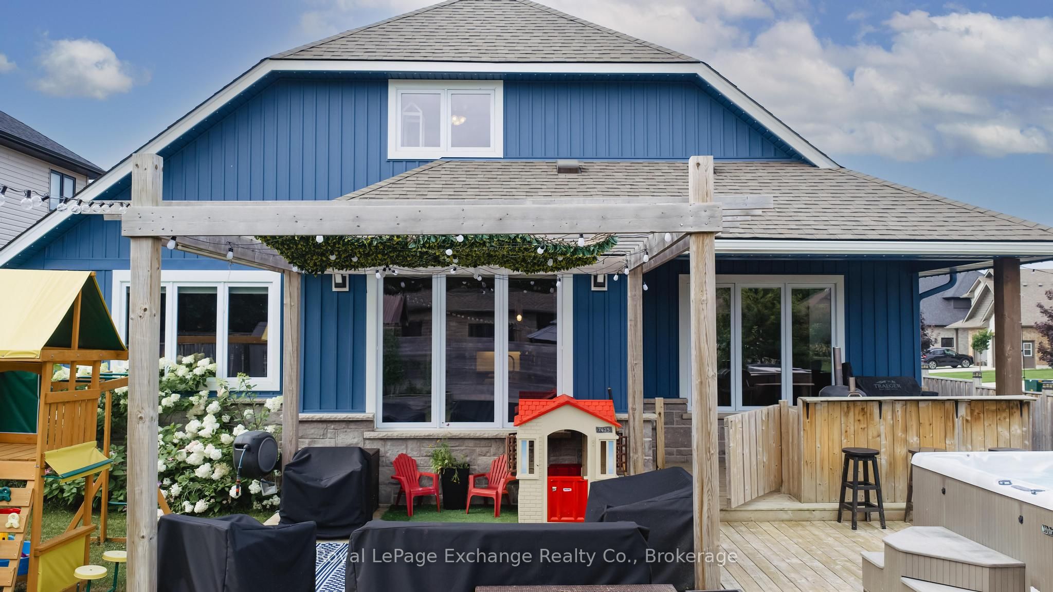 593 Morrison Crescent Property Photo 42