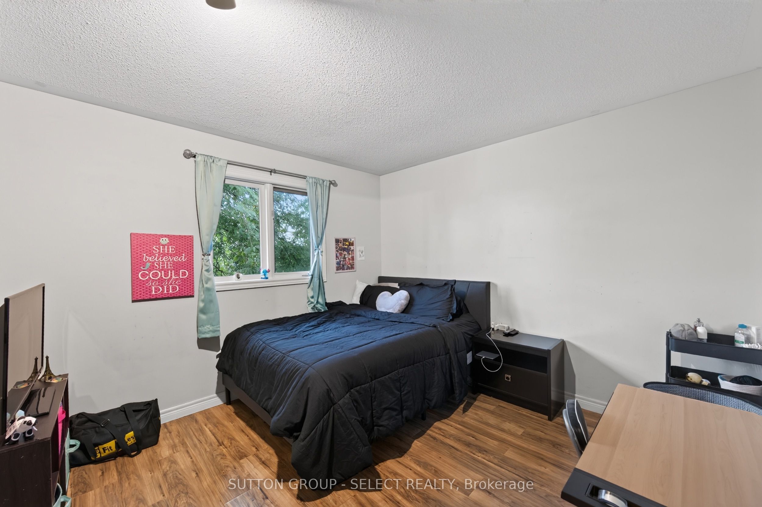 410 Ambleside Drive 21 Property Photo 13