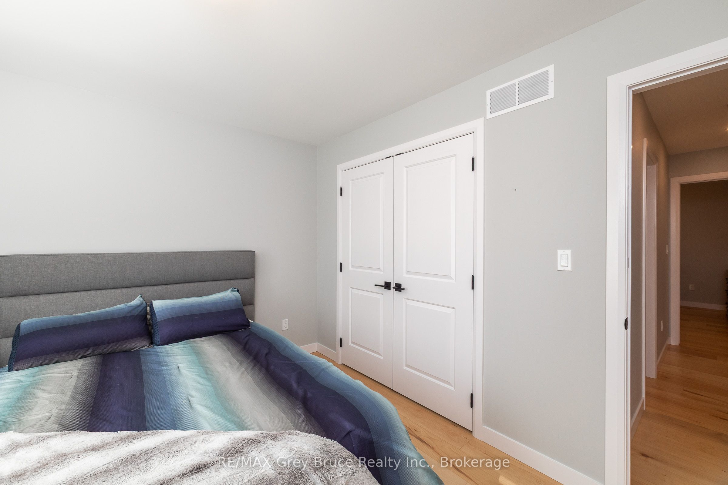 611 Sixth Street N Property Photo 18
