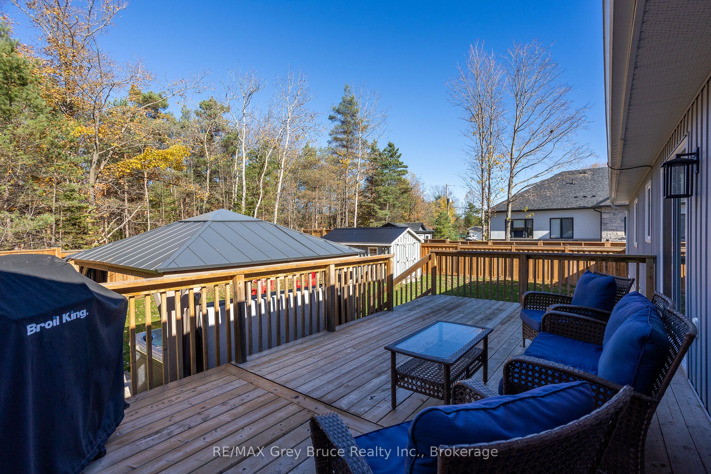 611 Sixth Street N Property Photo 26