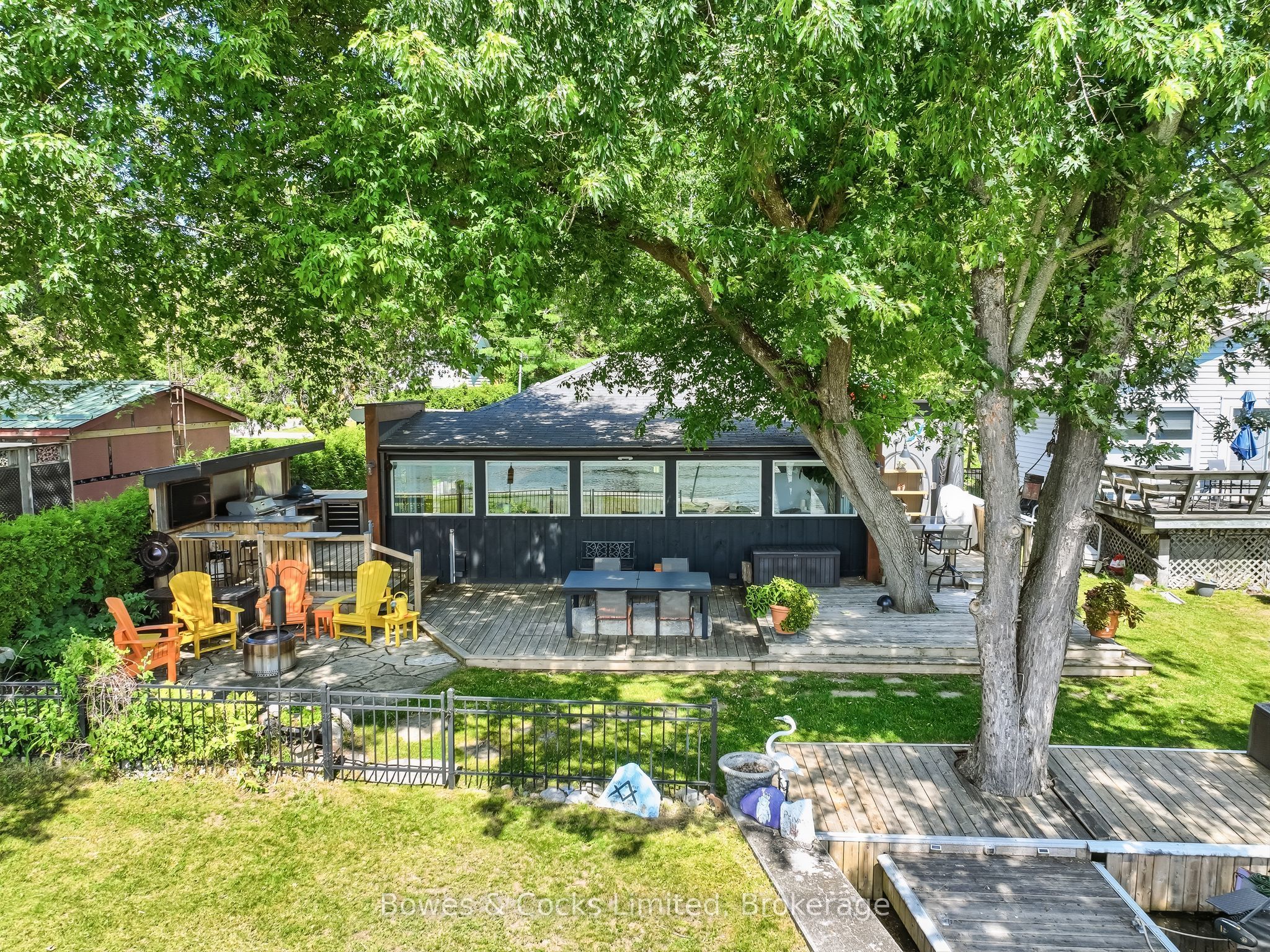 2817 River Avenue Property Photo 2