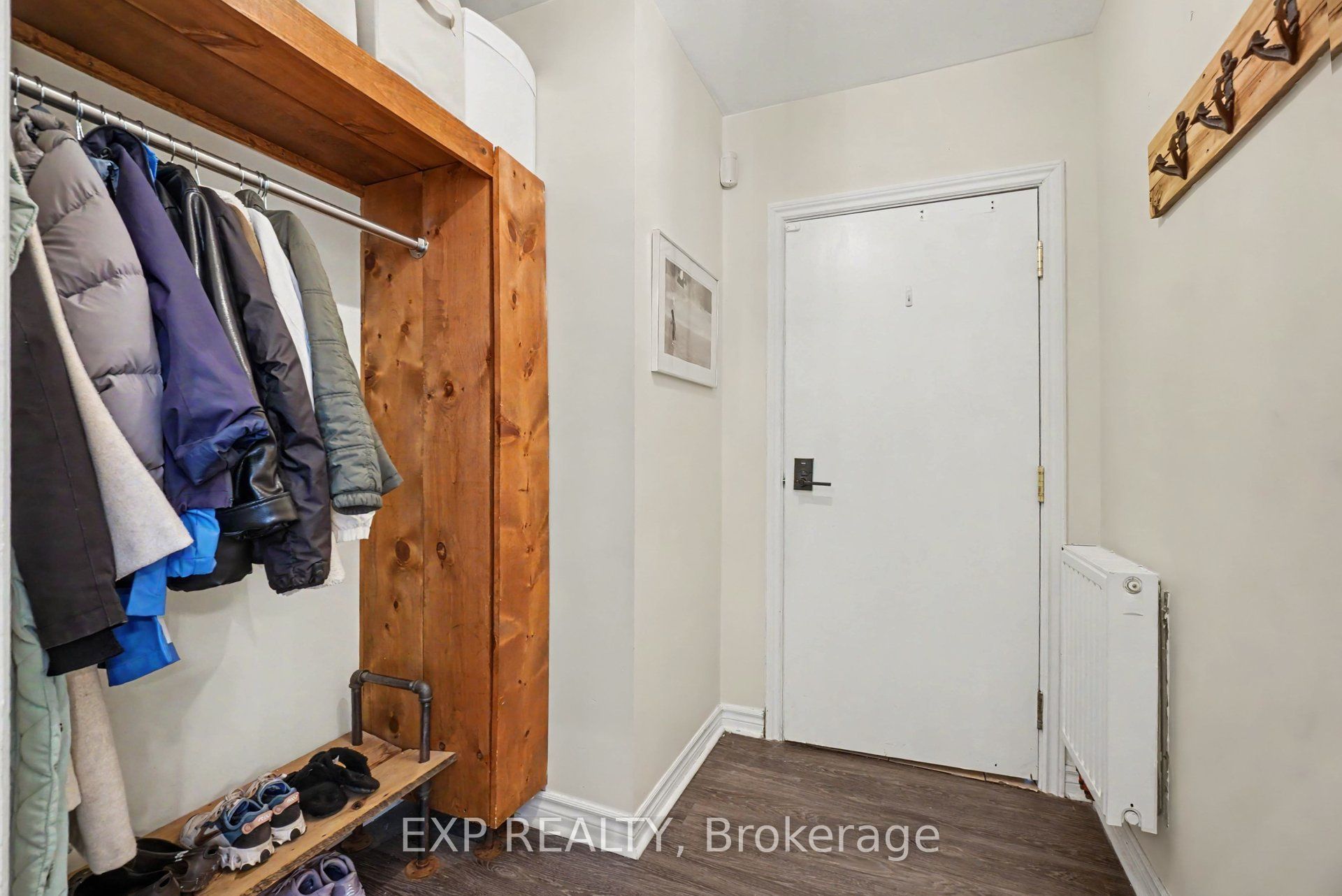 314 O'connor Street Property Photo 4