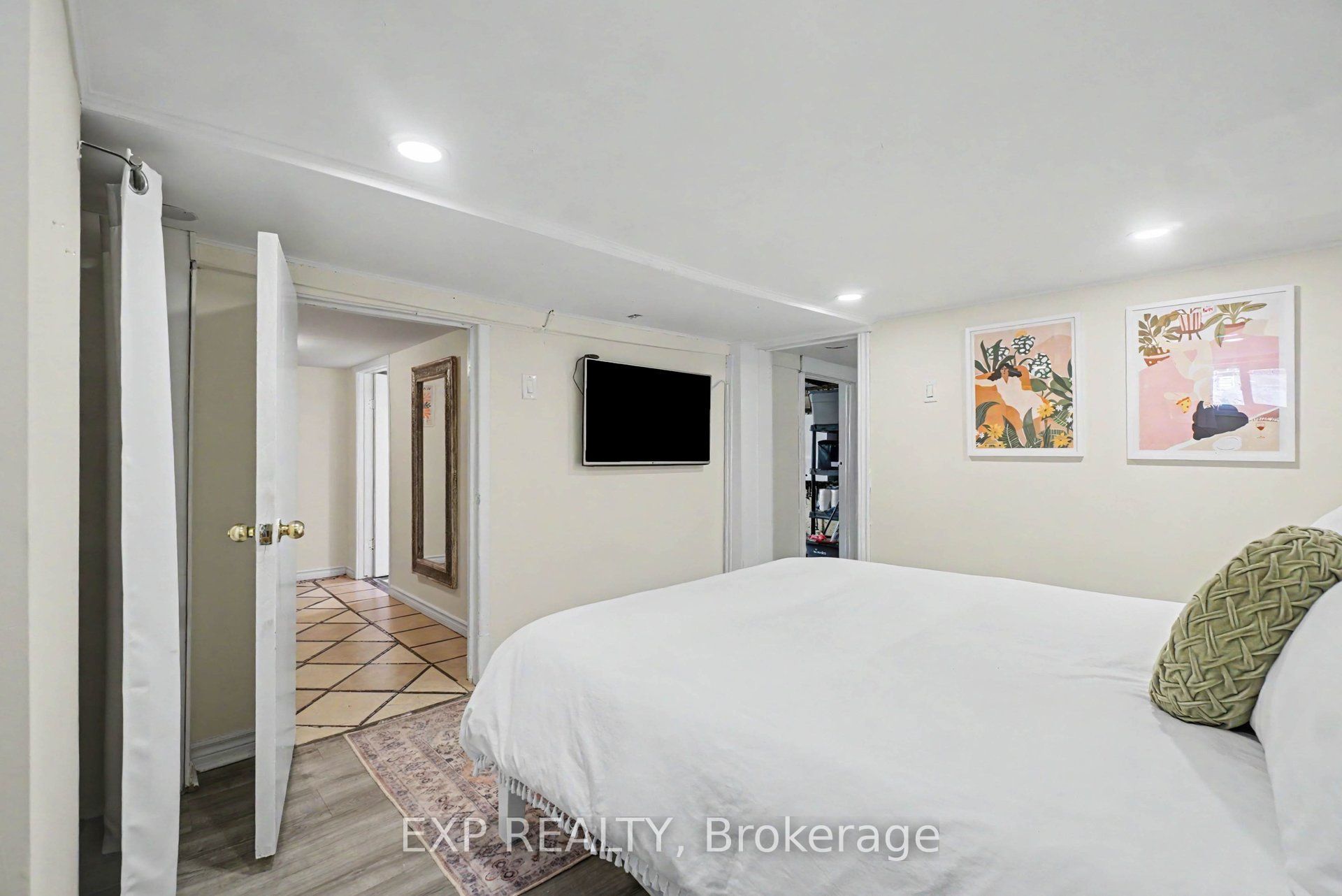 314 O'connor Street Property Photo 19