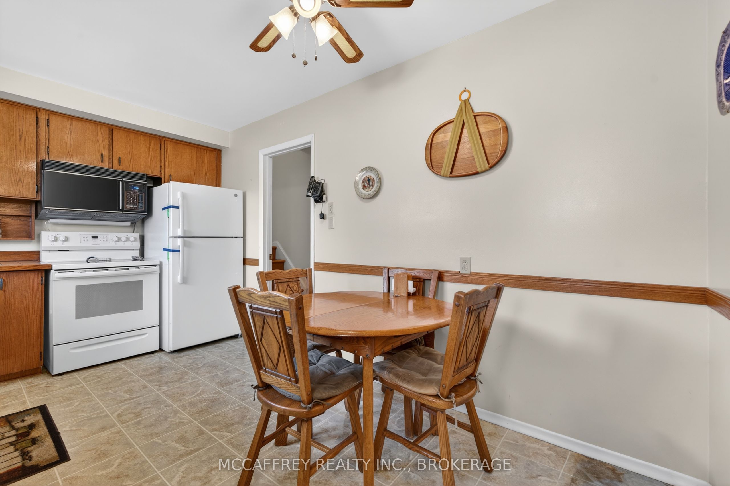 212 King Street Property Photo 14