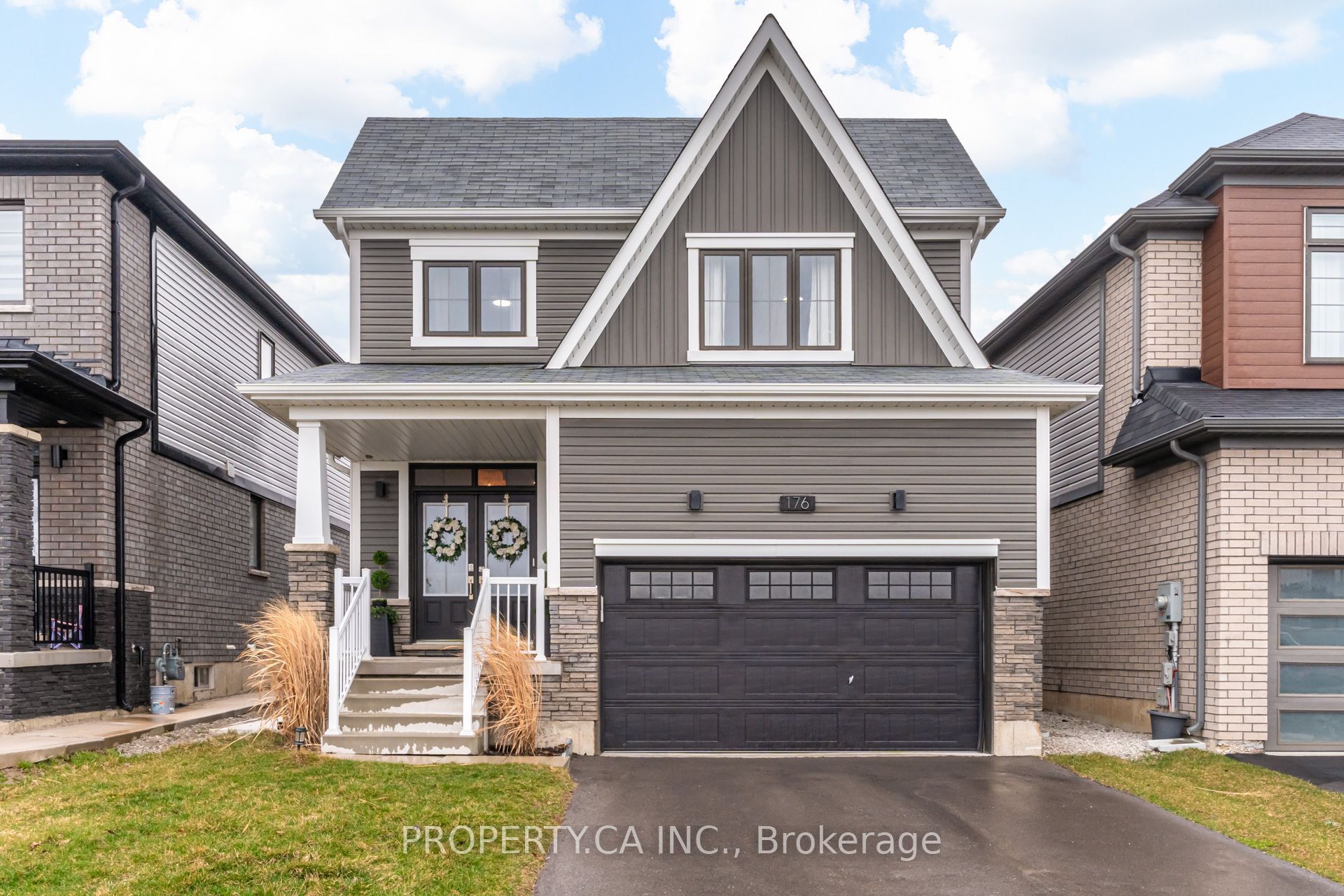 176 Whithorn Crescent Property Photo 1