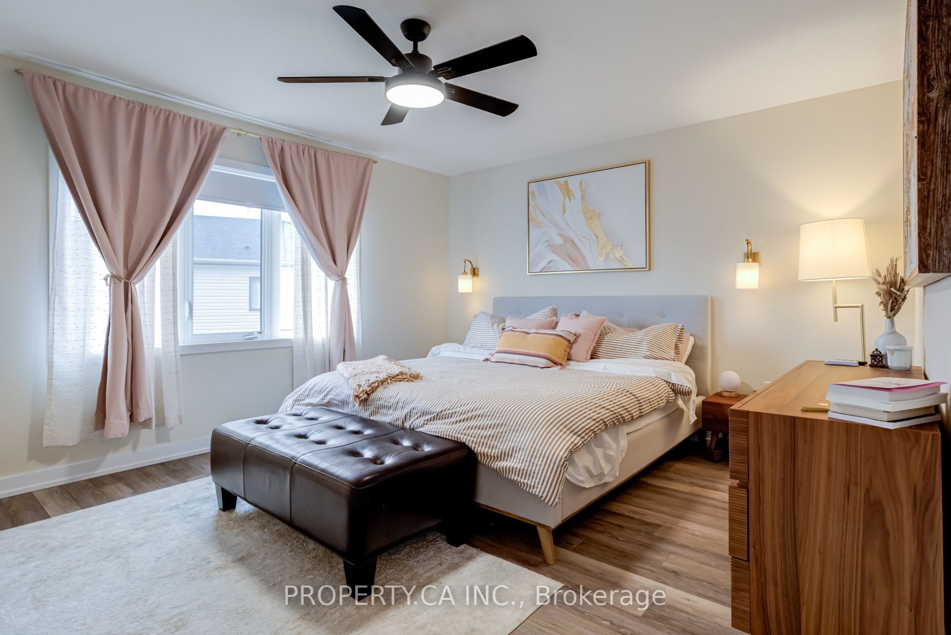 176 Whithorn Crescent Property Photo 10