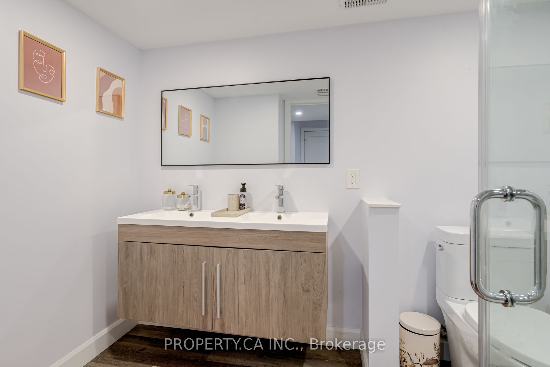 176 Whithorn Crescent Property Photo 15