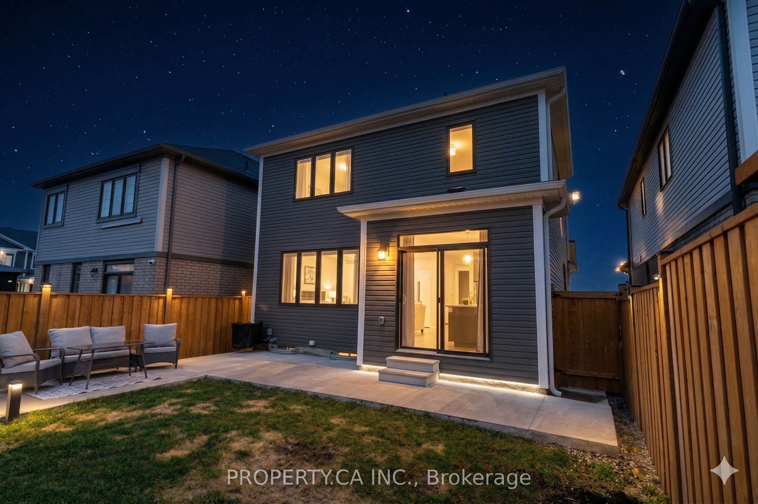 176 Whithorn Crescent Property Photo 20