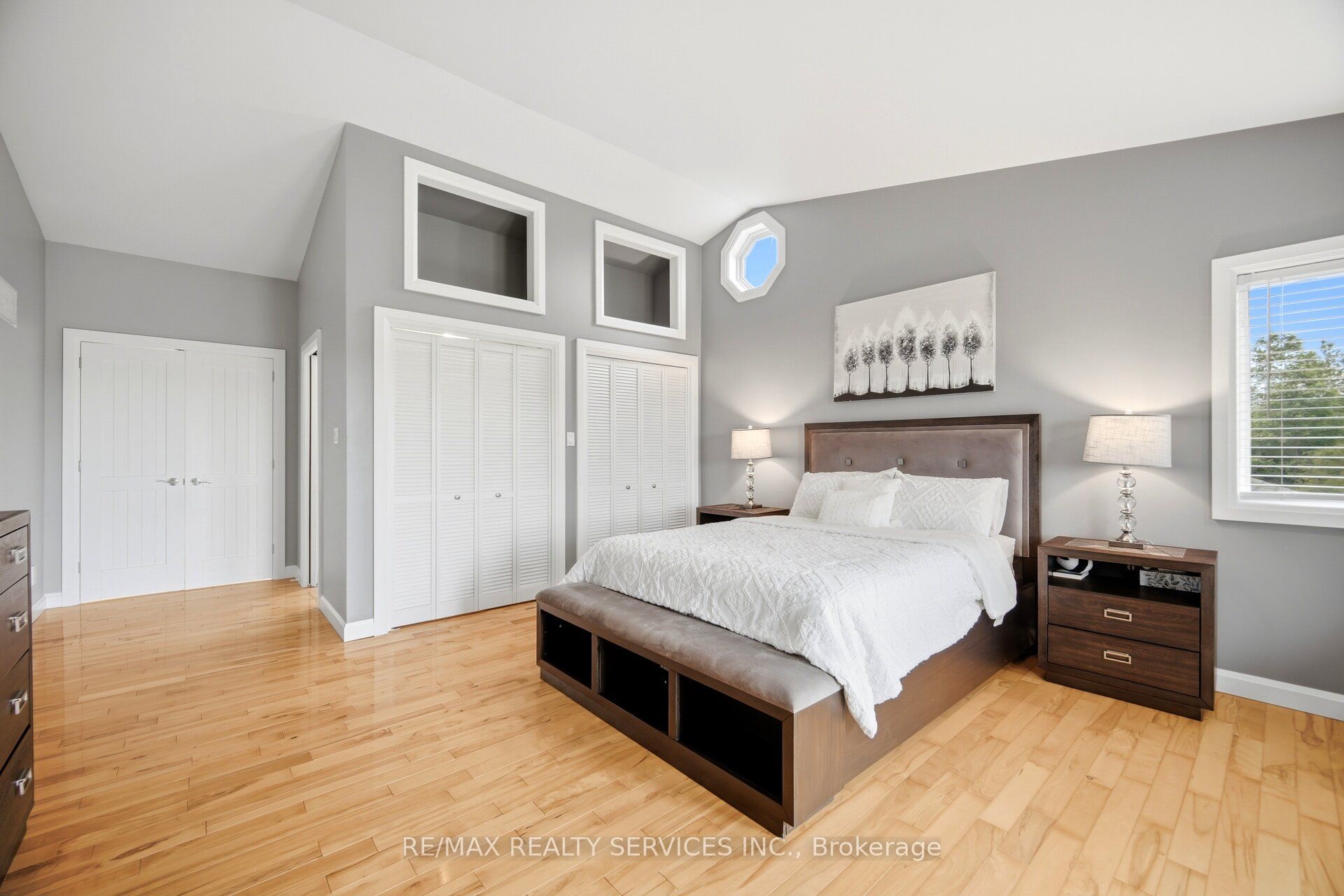 386113 20 Side Road Property Photo 19